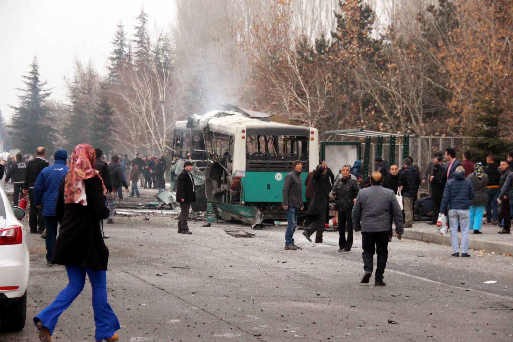 Patlamada yaralanan 25 askerin tedavisi devam ediyor