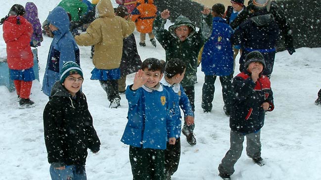 Taşımalı eğitim yapan tüm ilçelerde okullar tatil edildi