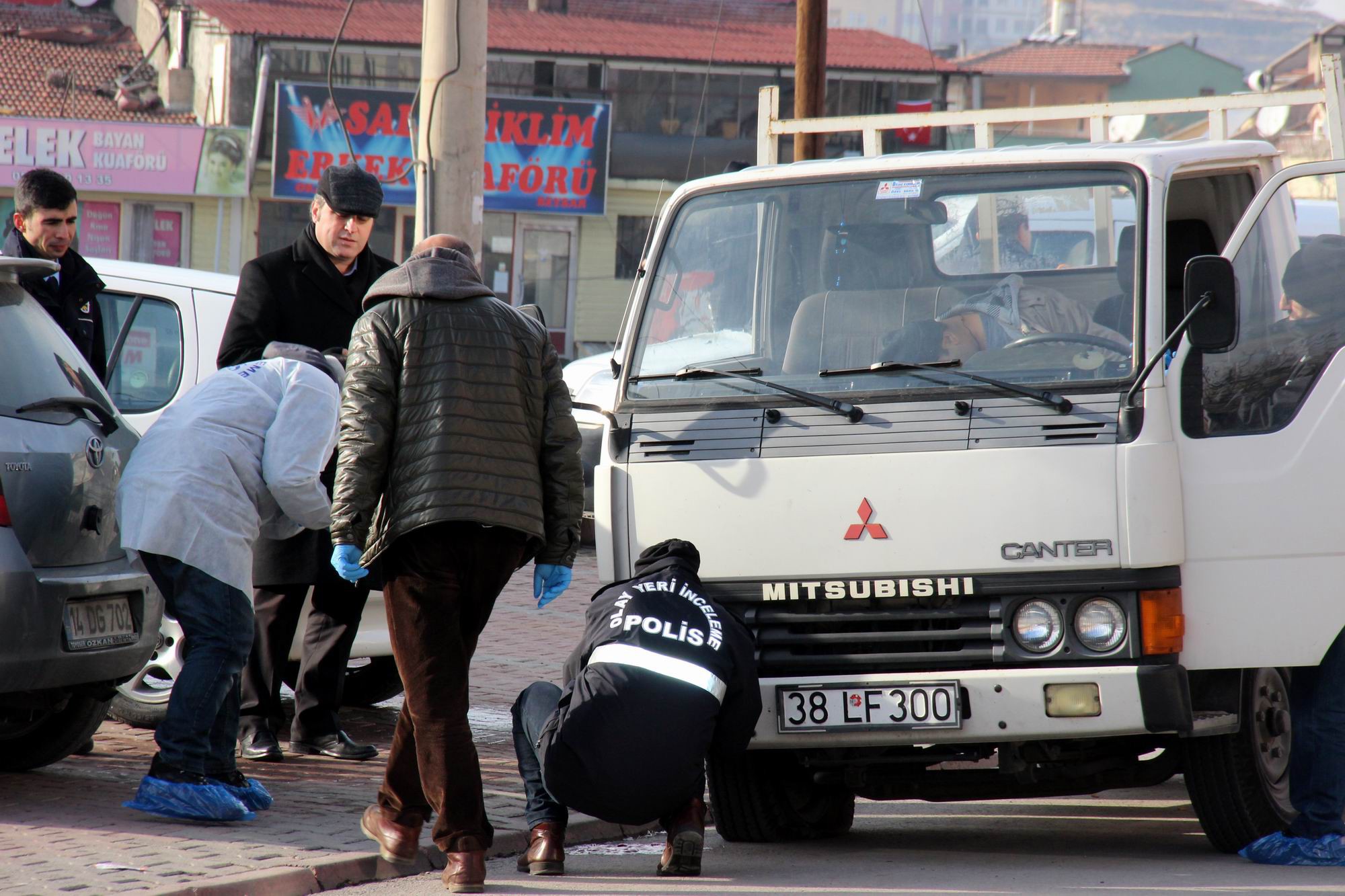 CINAYETLE ILGILI 2 KIŞI TUTUKLANDI