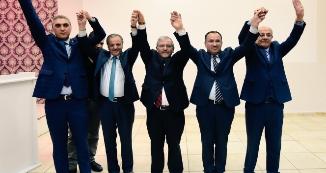 AK Parti-MHP-BBP ‘evet’ pozu