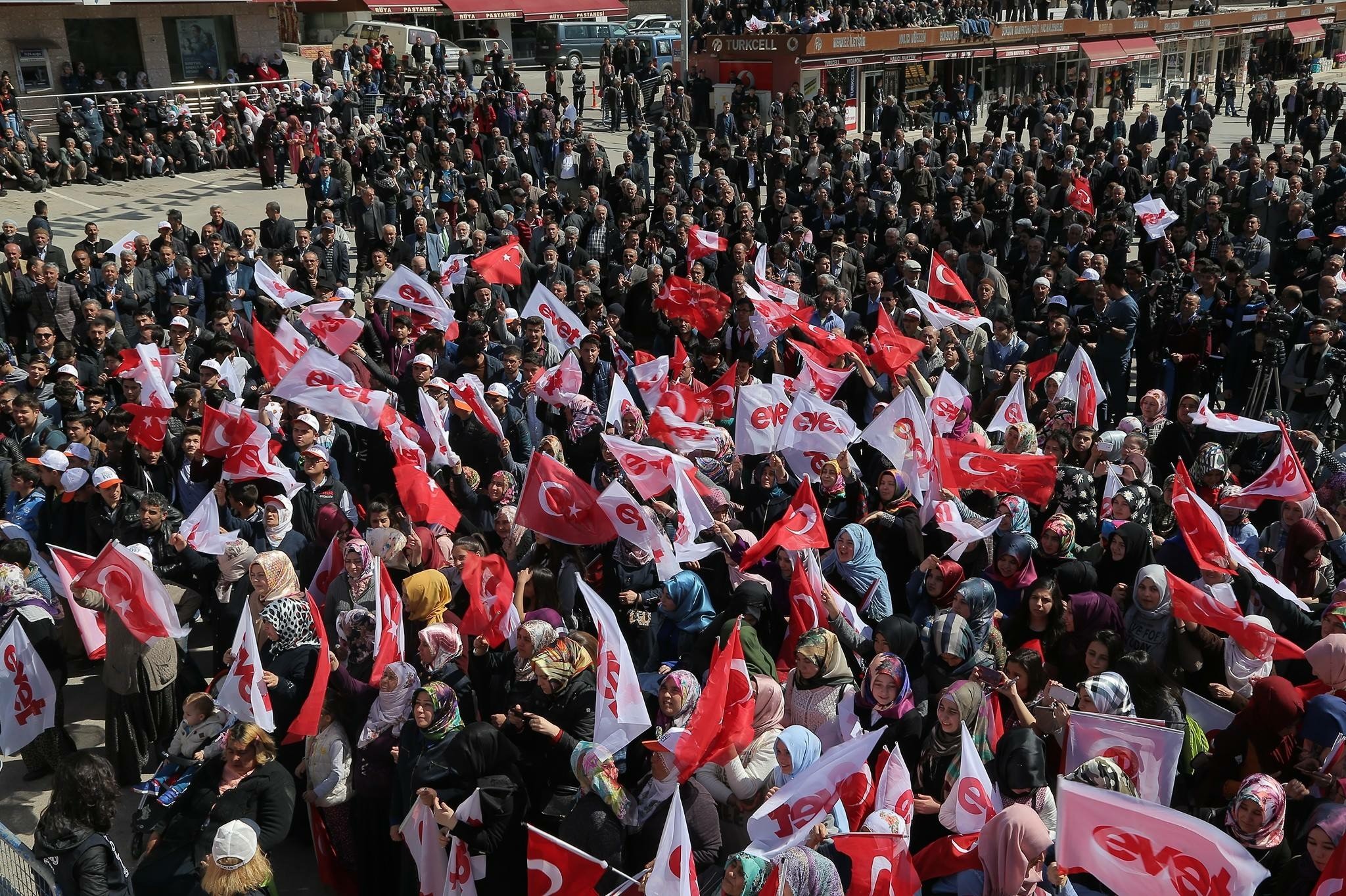 “Kayseri tarihinin en büyük yatırımlarını yapıyoruz”