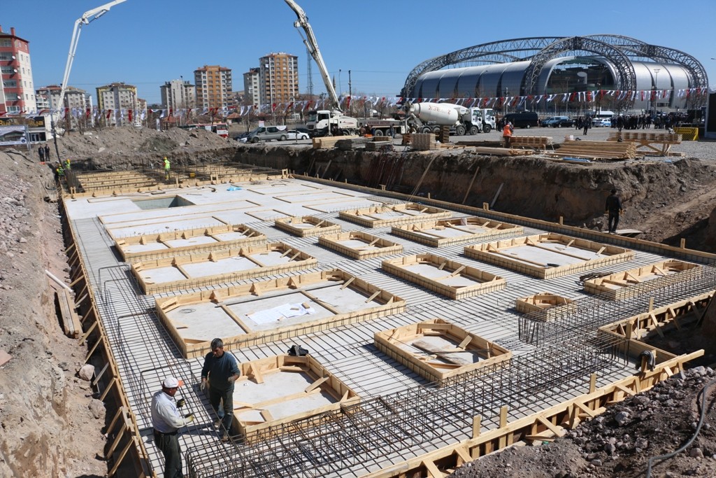 Modern Güreş Merkezi’nin temeli Kayseri’de atıldı