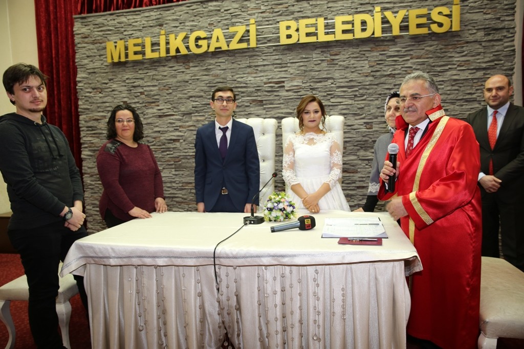 İlk üç ayda Melikgazi’de 575 çift ‘Evet’ dedi