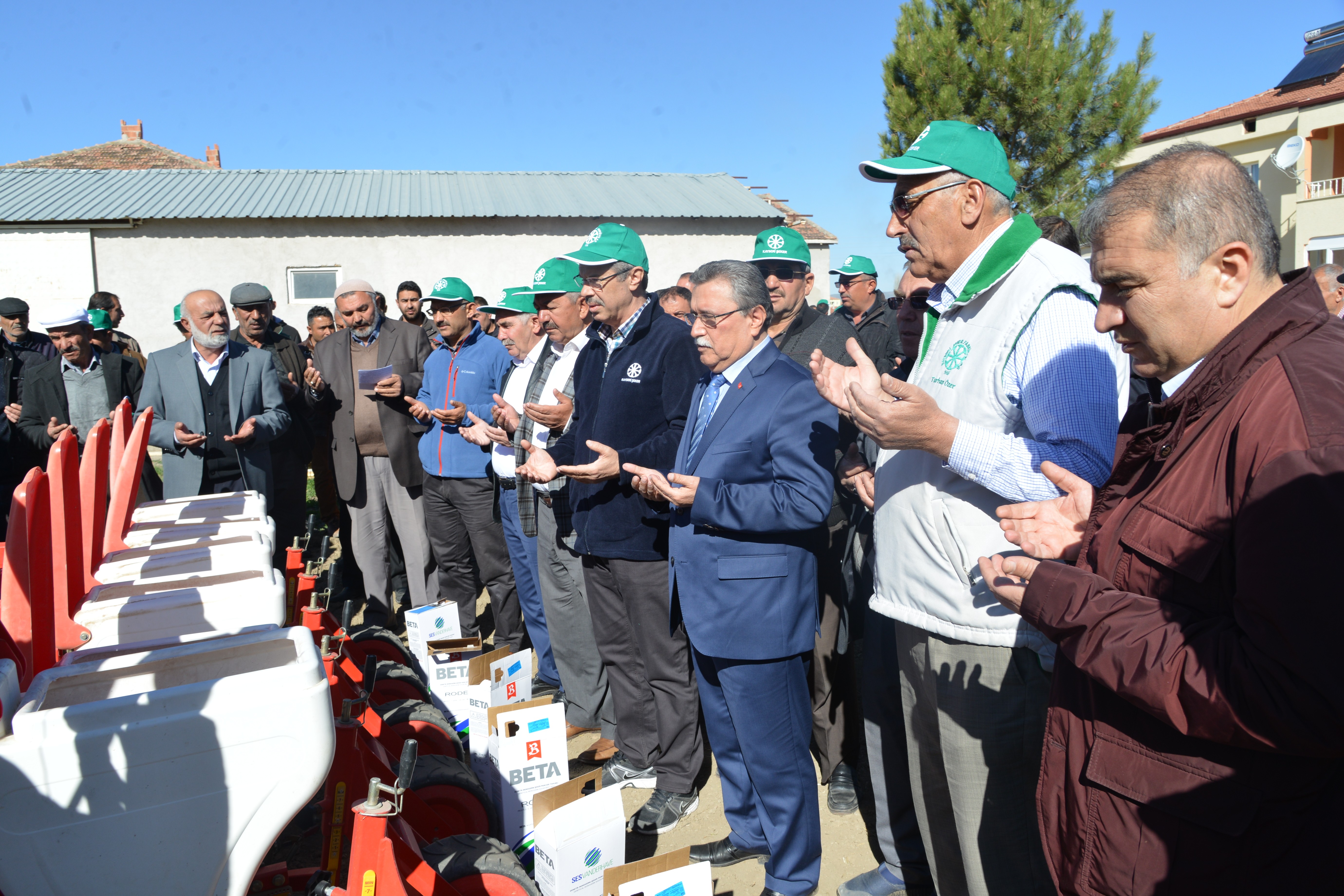 Şarkışla Gümüştepe Köyünde ‘Pancar Ekim Töreni’ yapıldı