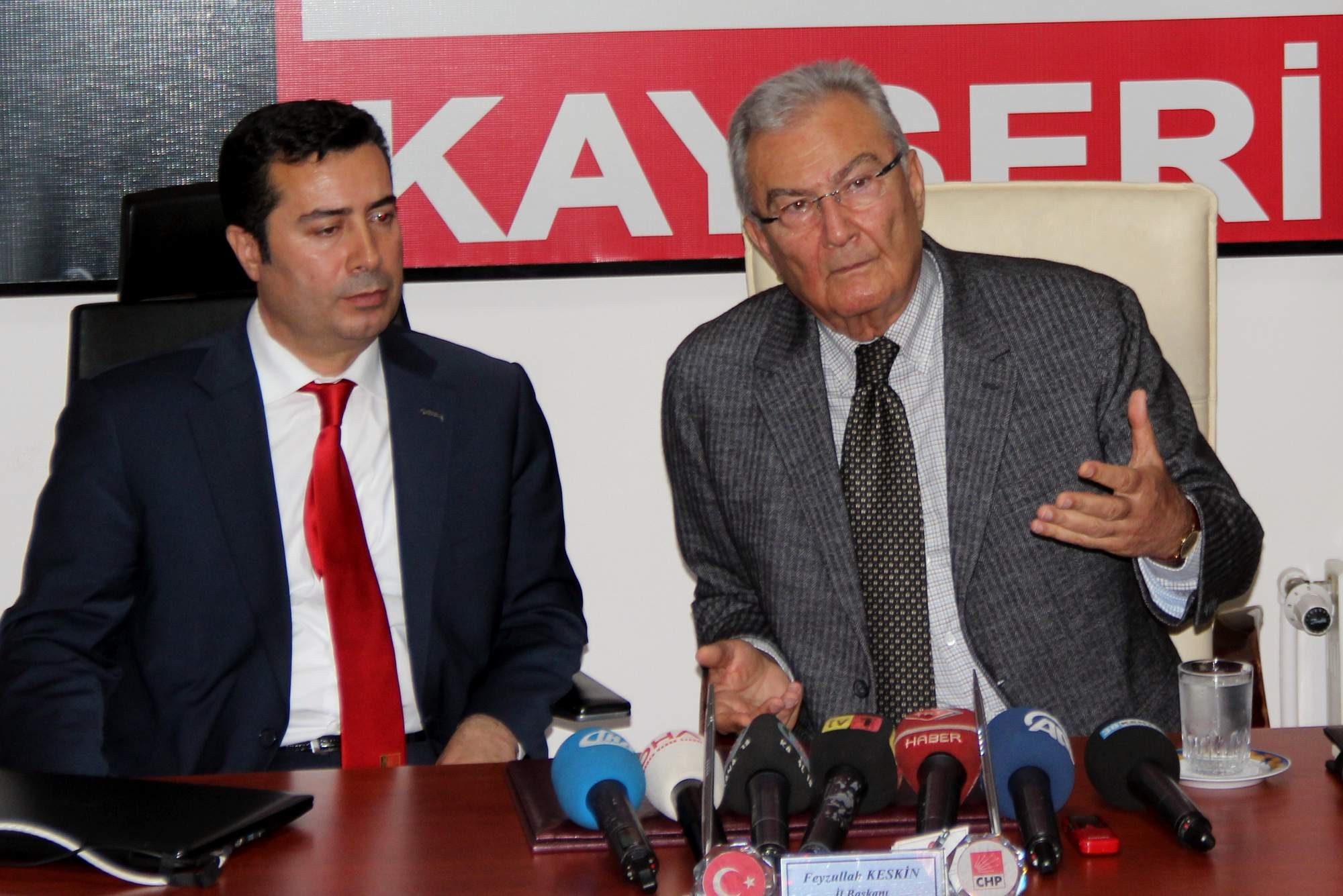 Deniz Baykal Kayseri’de