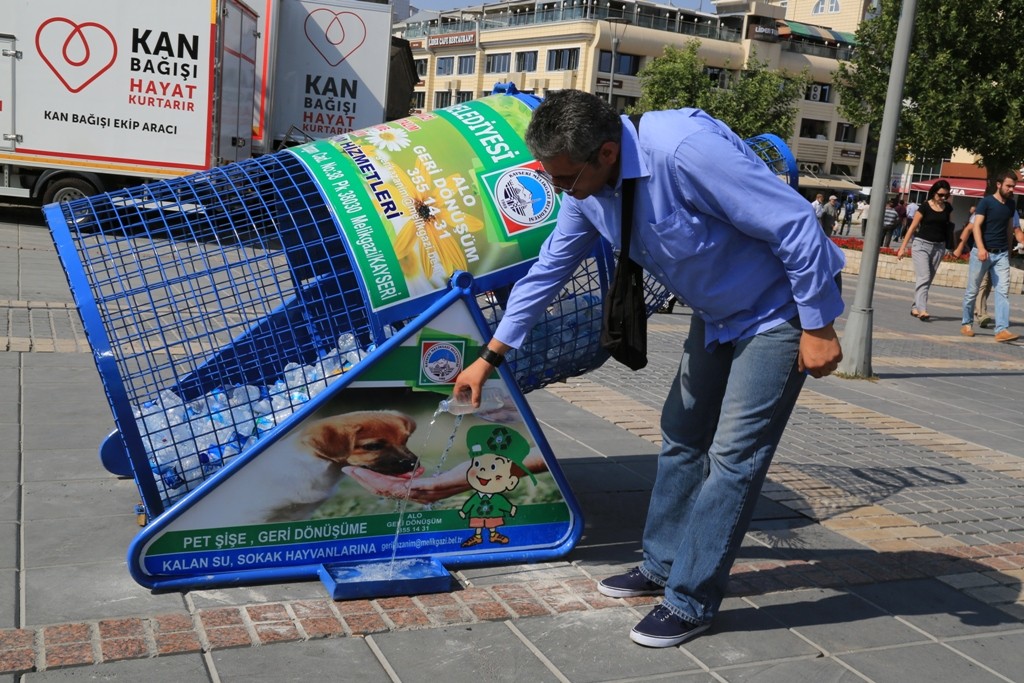 Melikgazi Belediyesi’nden pet şişe ve kapak toplama kampanyası