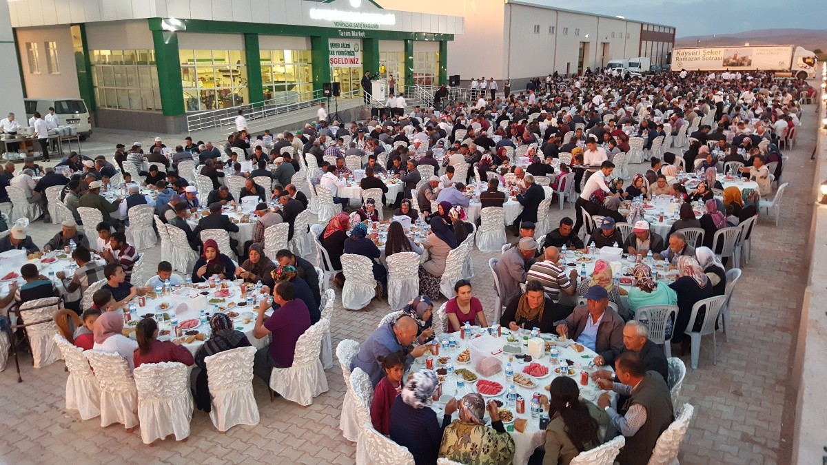 Kayseri Şeker iftar sofrası Yenipazar’da kuruldu