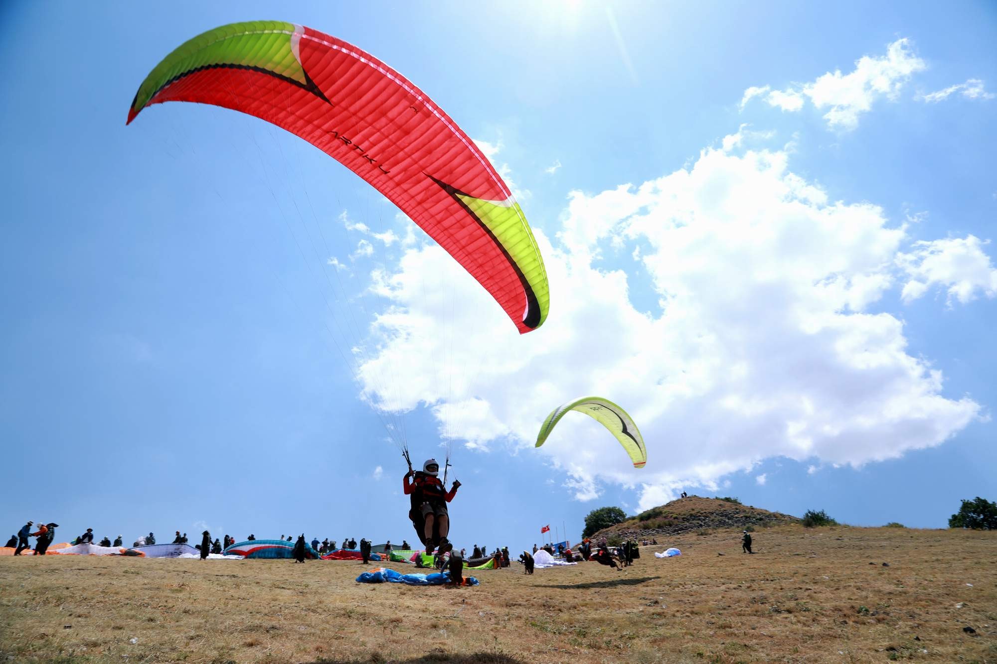 Yamaç Paraşütü ali Dağı Kupası’nda 1. gün sonuçları