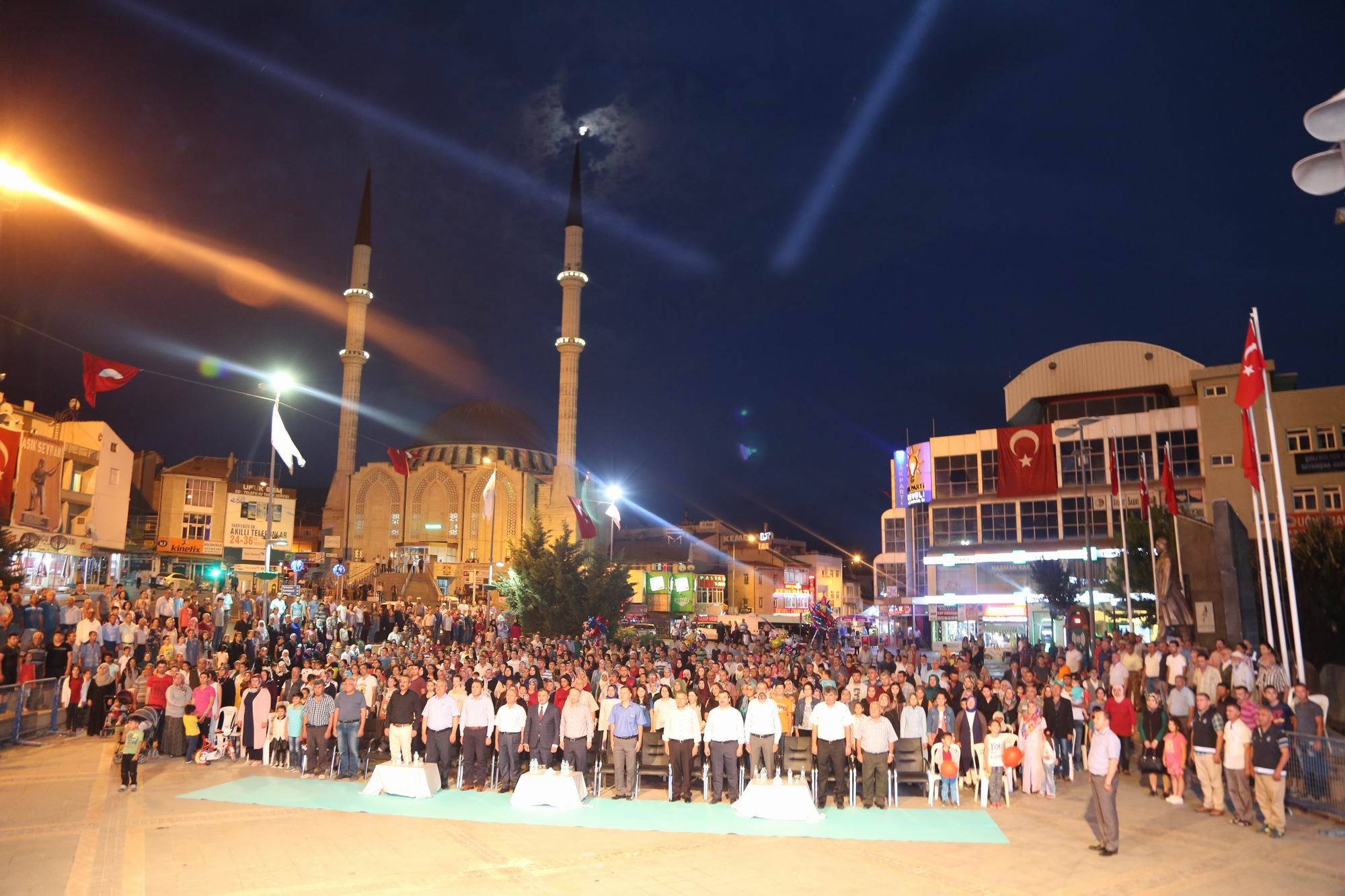 35. ÂŞIK SEYRANİ FESTİVALİNDE birinci gün coşkusu