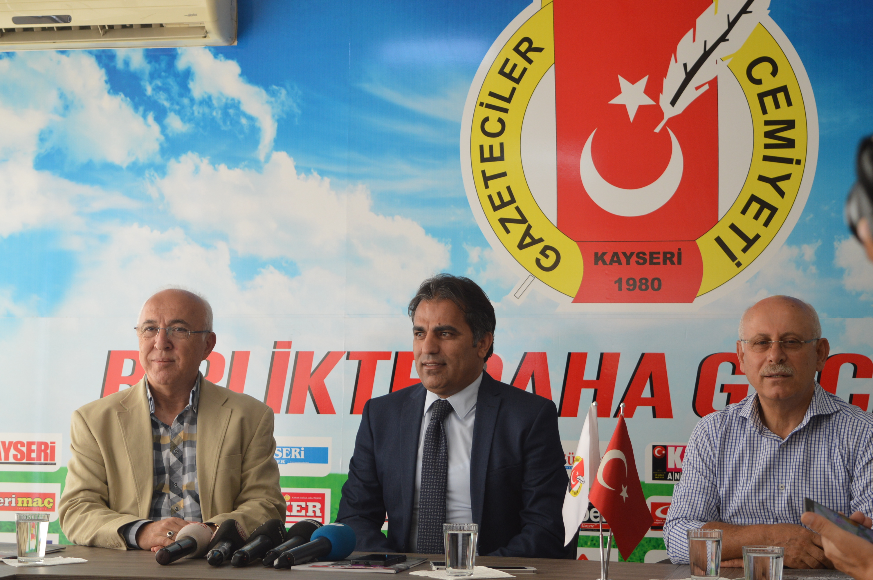 KAYSERİ’YE YAKIŞIR SEÇİM OLSUN