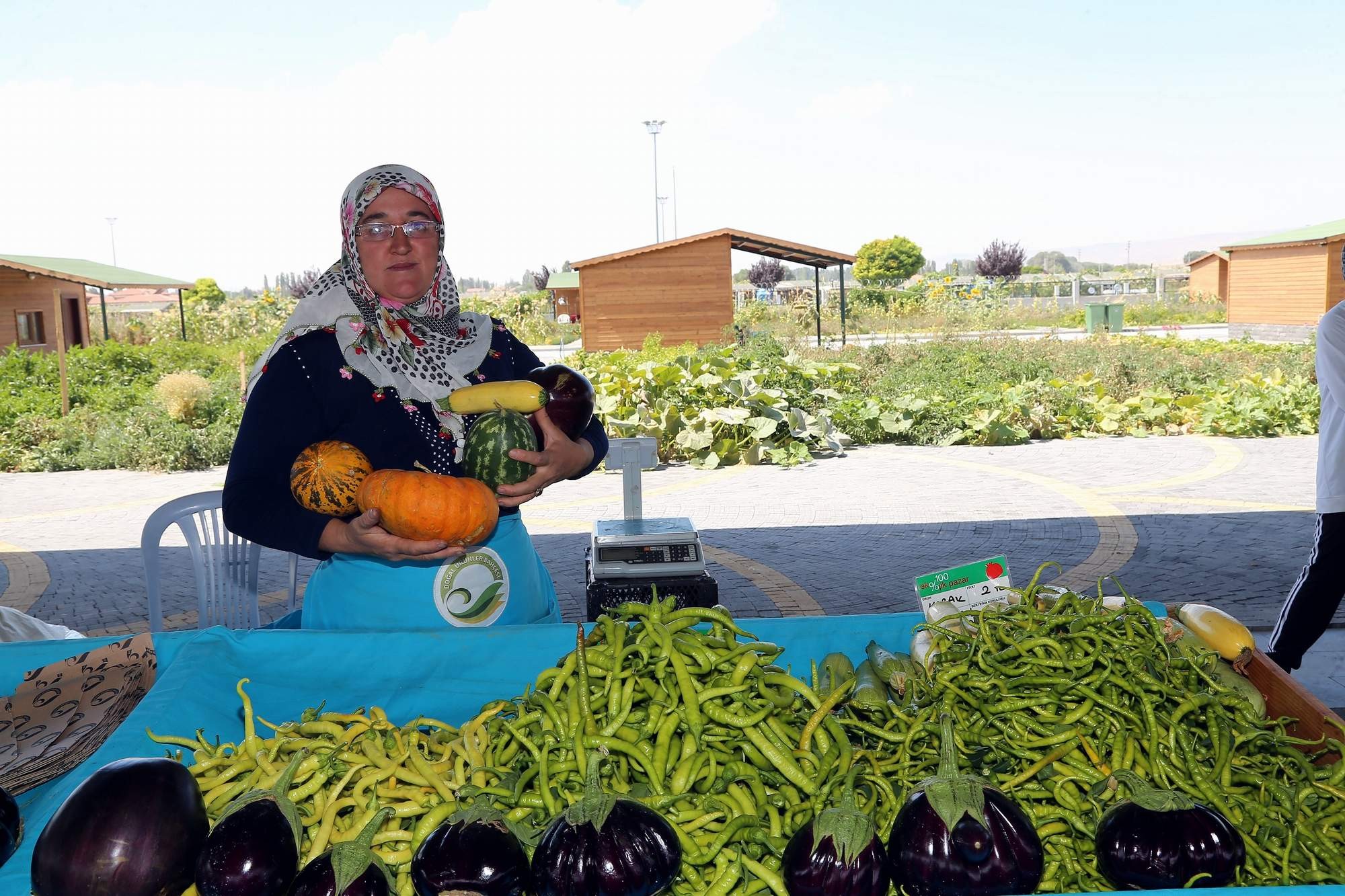 Doğal Ürünler Bahçesi ve Pazarı sağlıklı beslenmek isteyenlerin uğrak mekanı oldu