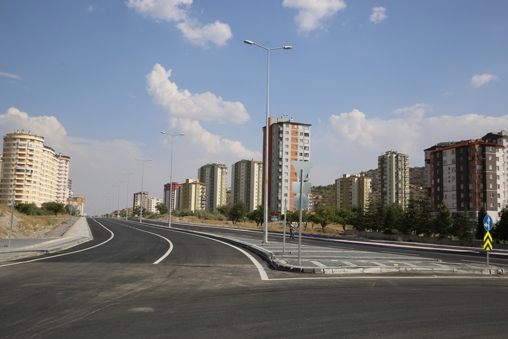 Taha Carım Bulvarı ile trafik rahat nefes alacak