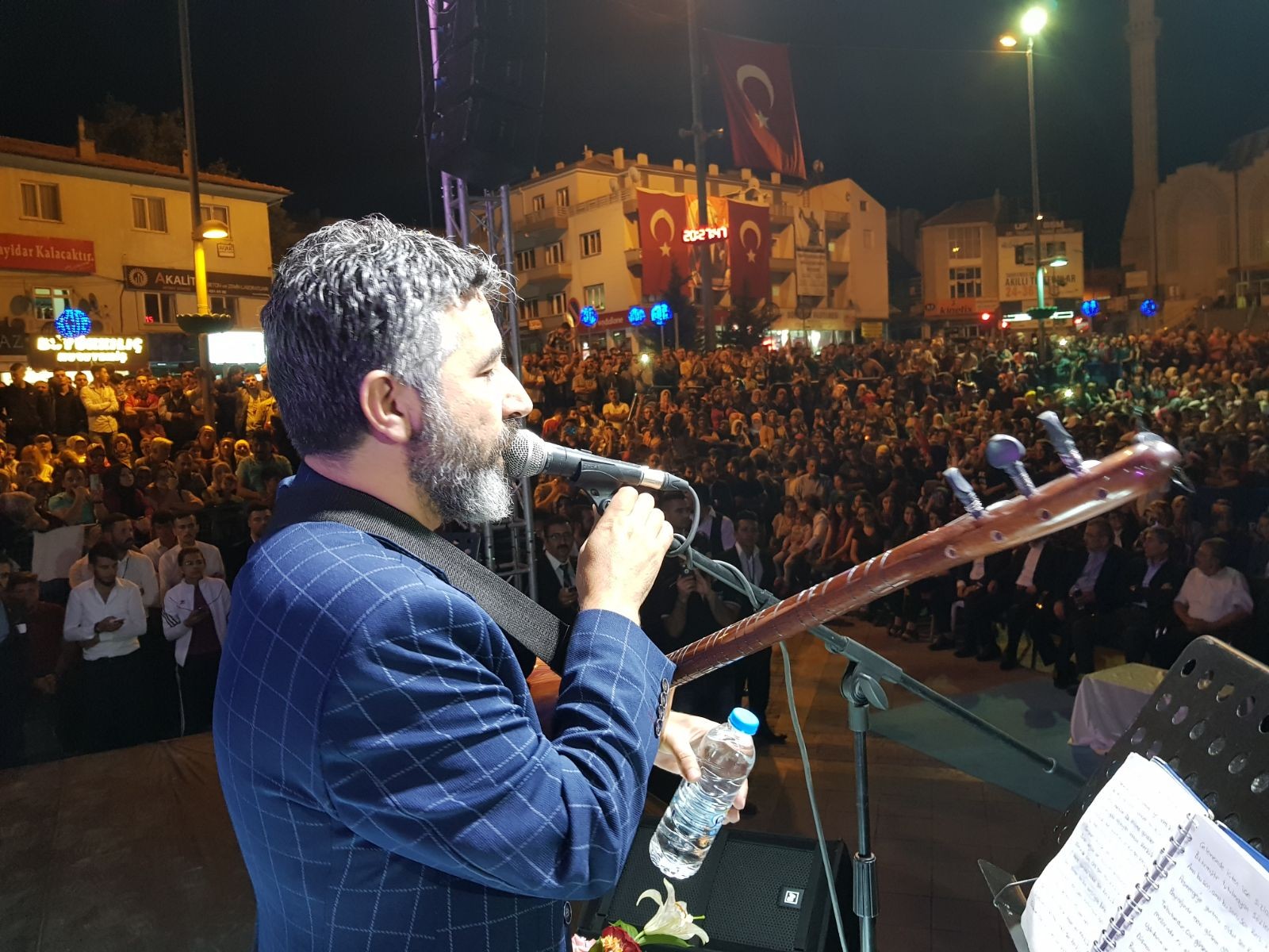 Ali Kınık Develi’de konser verdi