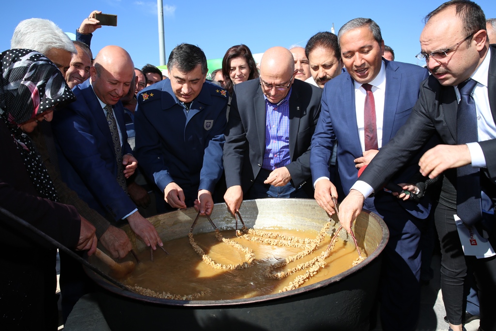 BAŞKAN ÇOLAKBAYRAKDAR’DAN ERKİLET KEDİ BACAĞI FESTİVALİ BUGÜN