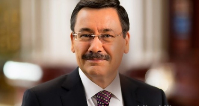 Melih Gökçek istifa etti