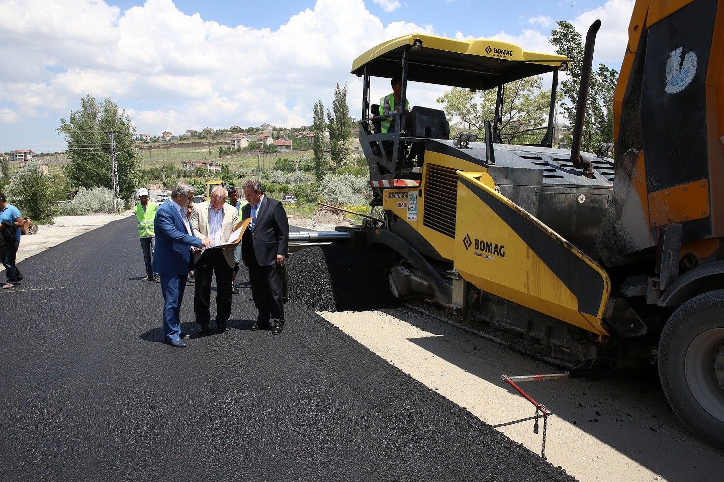 Büyükşehir Belediyesinden 2017 yılında rekor asfalt