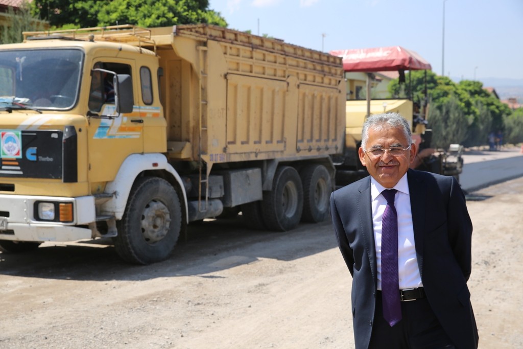 Büyükkılıç, “Dönen tekerlek hizmetin belgesidir”