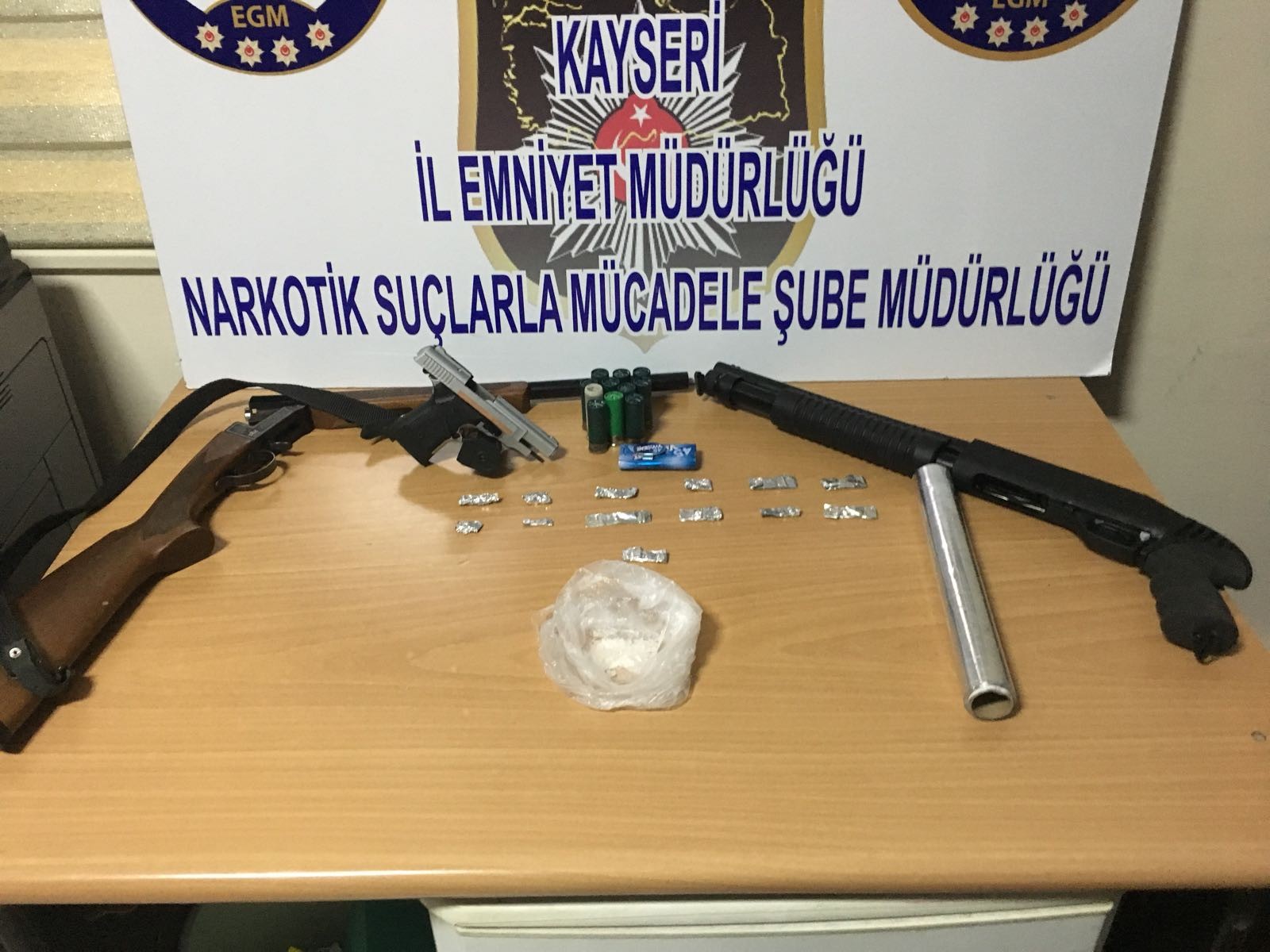 Kayseri’de uyuşturucu operasyonu: 4 gözaltı