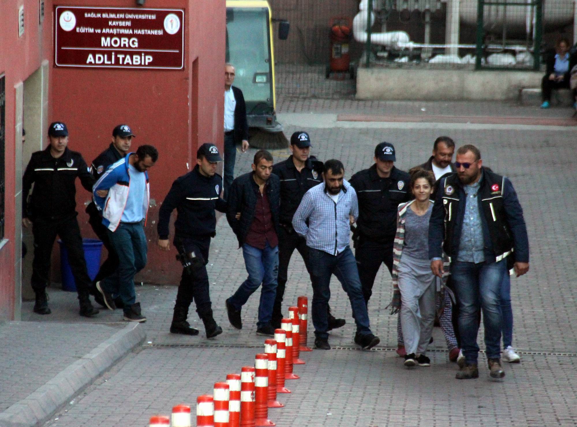 Polis uyuşturucu tacirlerine gözaçtırmıyor