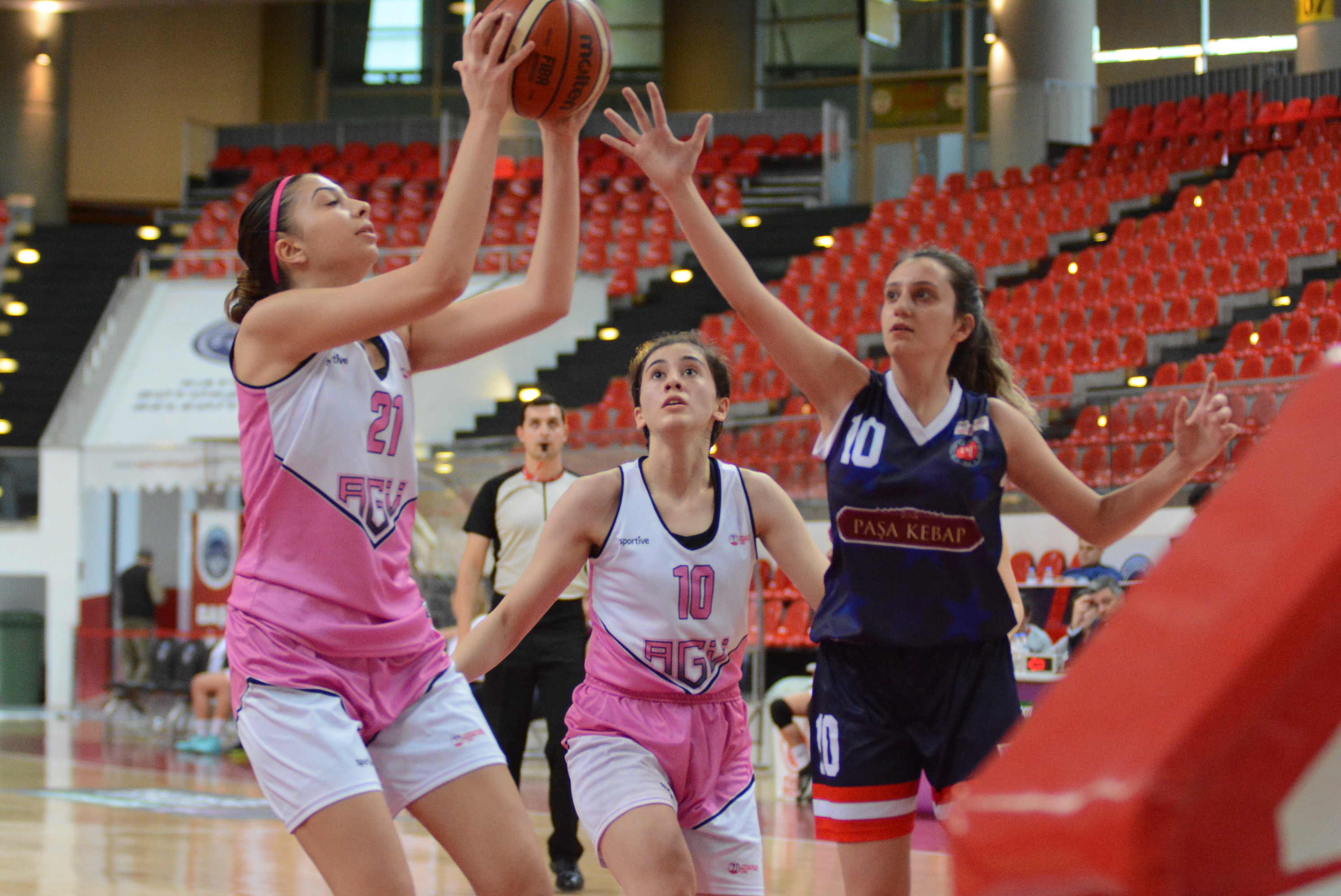 AGÜ GELİŞİM SERİYE GEÇTİ: 74 – 28