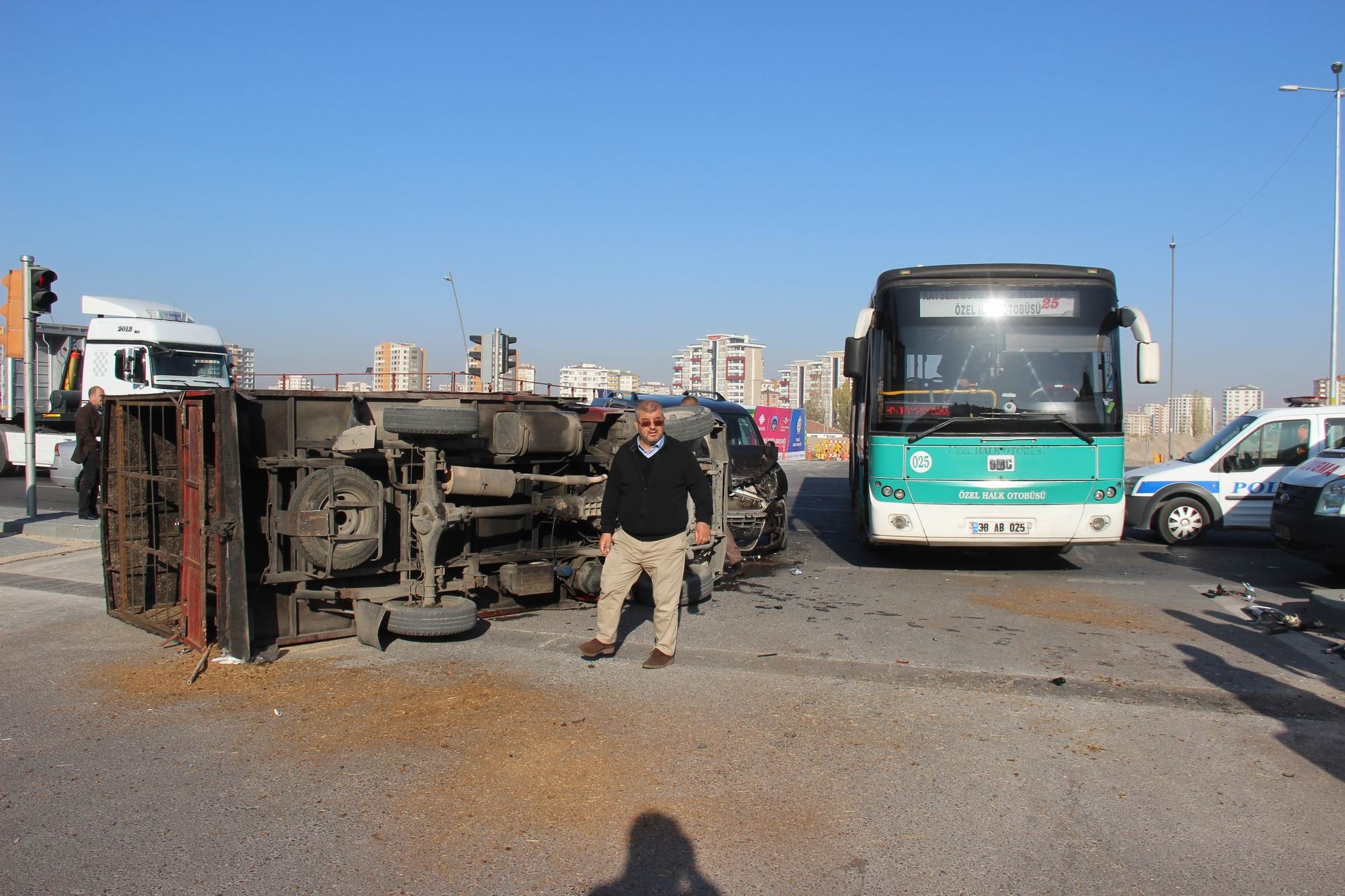 Kayseri’de trafik kazası: 3 yaralı