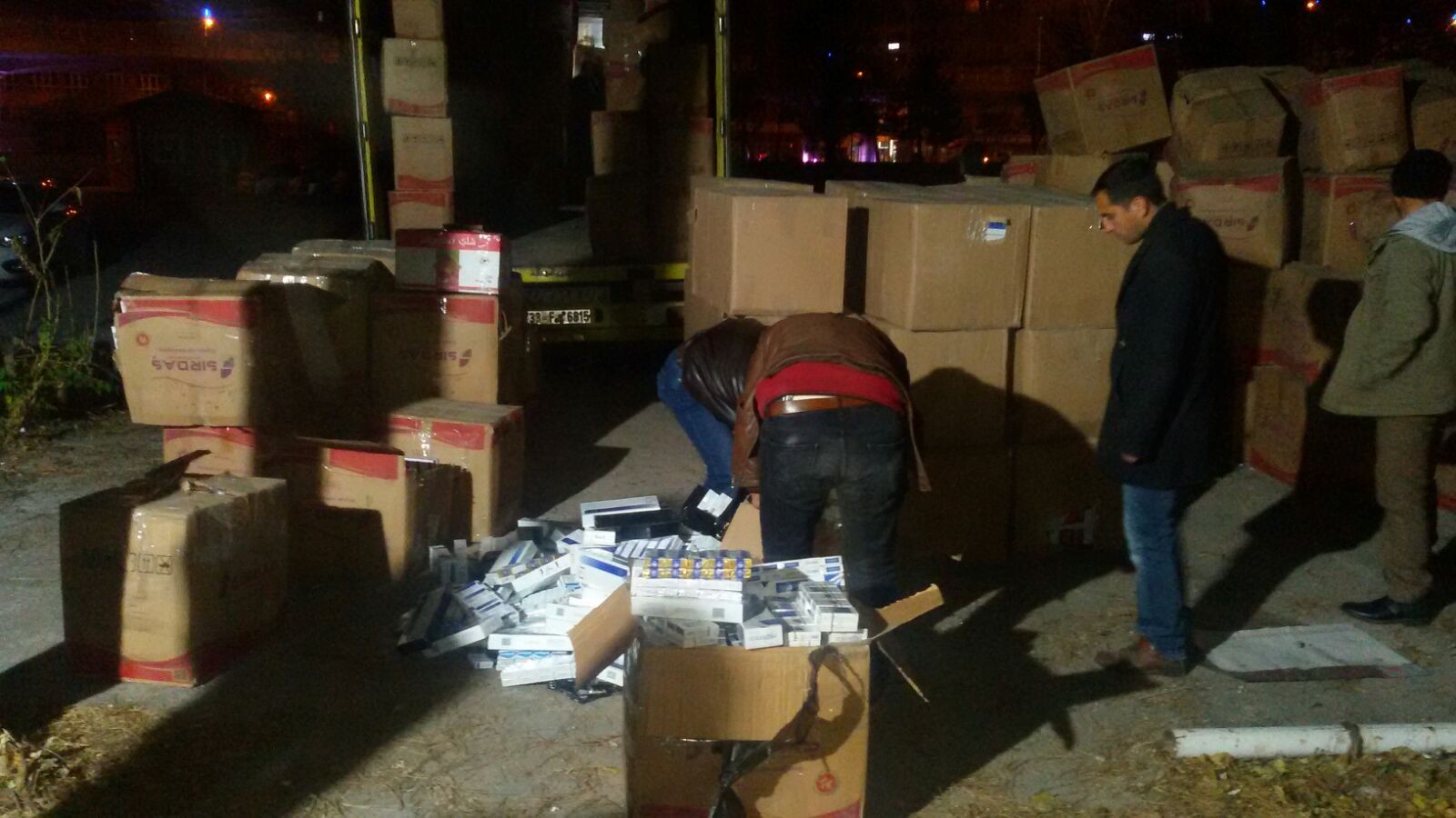 69 bin 800 paket kaçak sigara ele geçirildi