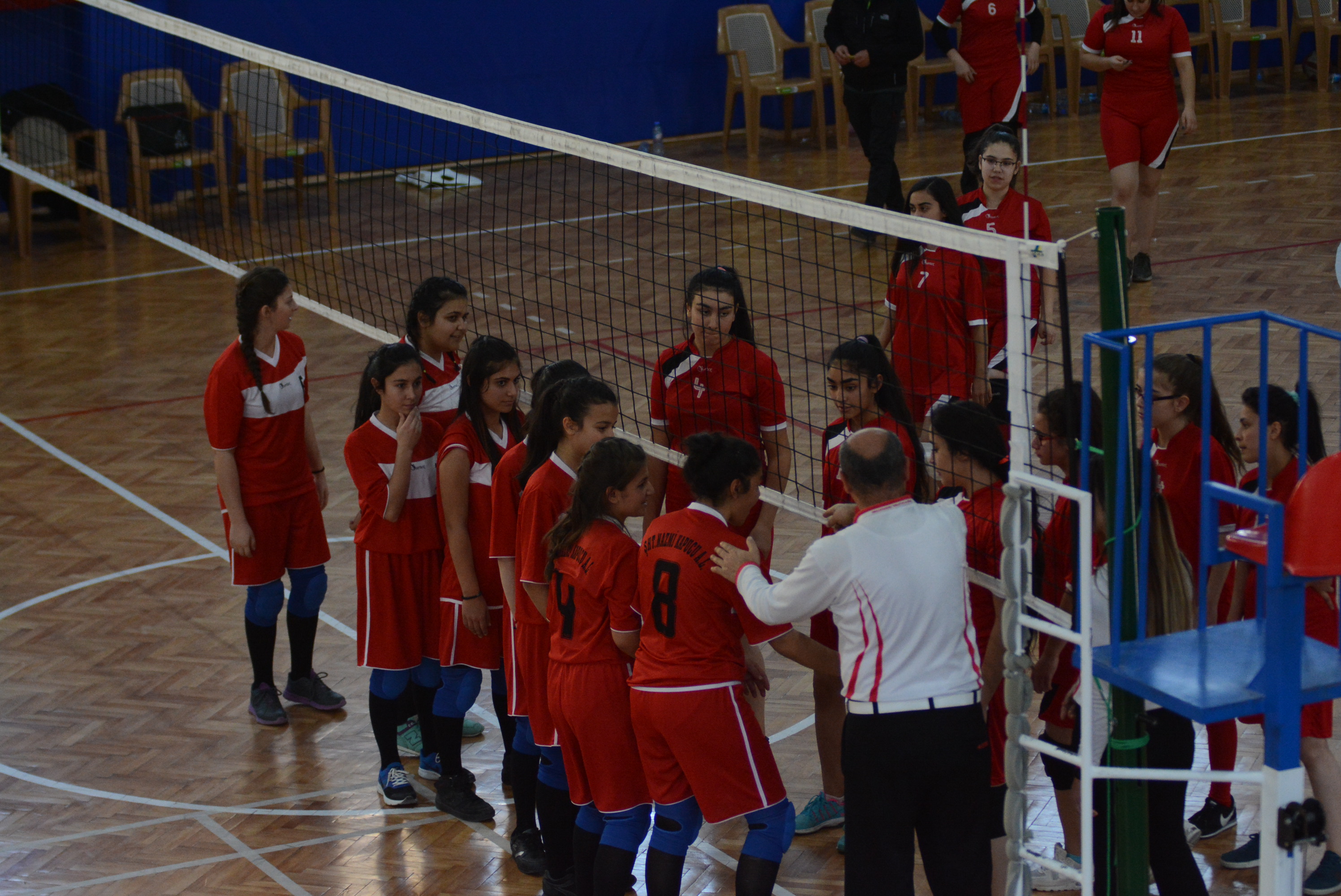 ŞEHİT N.KAPUCU AND. LİSESİ  SET VERMEDEN KAZANDI: 3-0