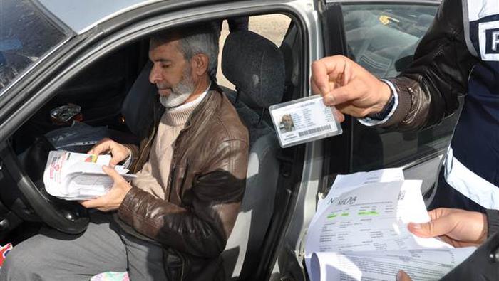 Suriyeli mülteciler ‘Yol İzin Belgesi’ olmadan şehir dışına çıkamayacak