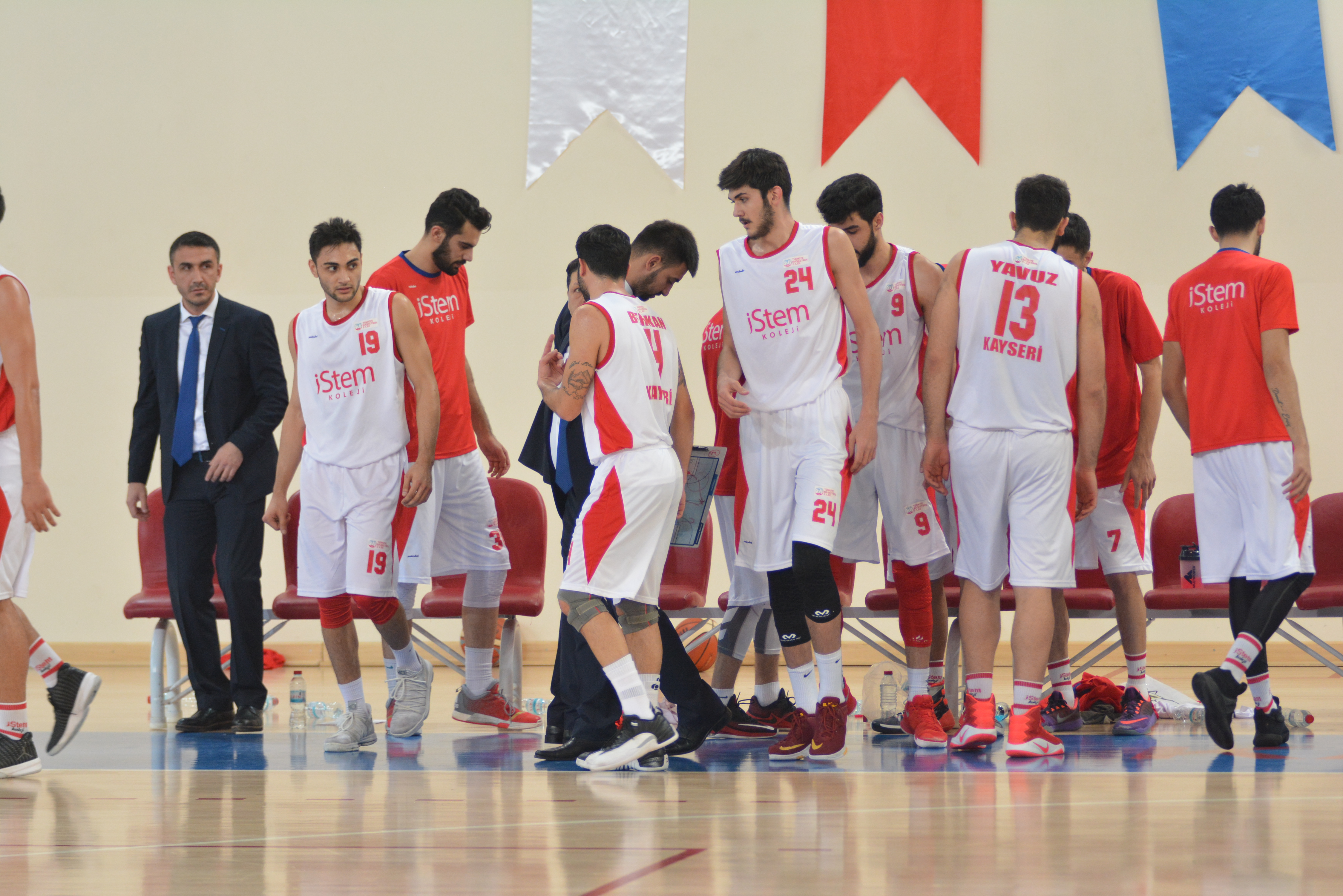 İSTEM KOLEJİ’NİN NEFESİ YETMEDİ: 51 – 66