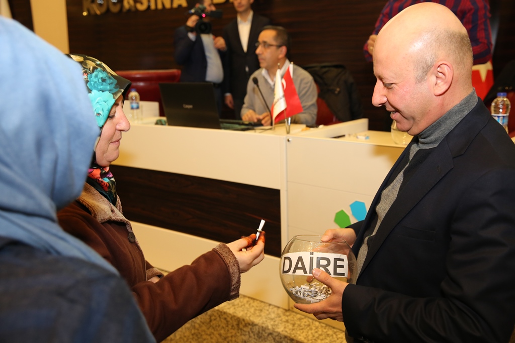 KOCASİNAN’IN KENTSEL DÖNÜŞÜMÜ’ NDE KURA HEYECANI