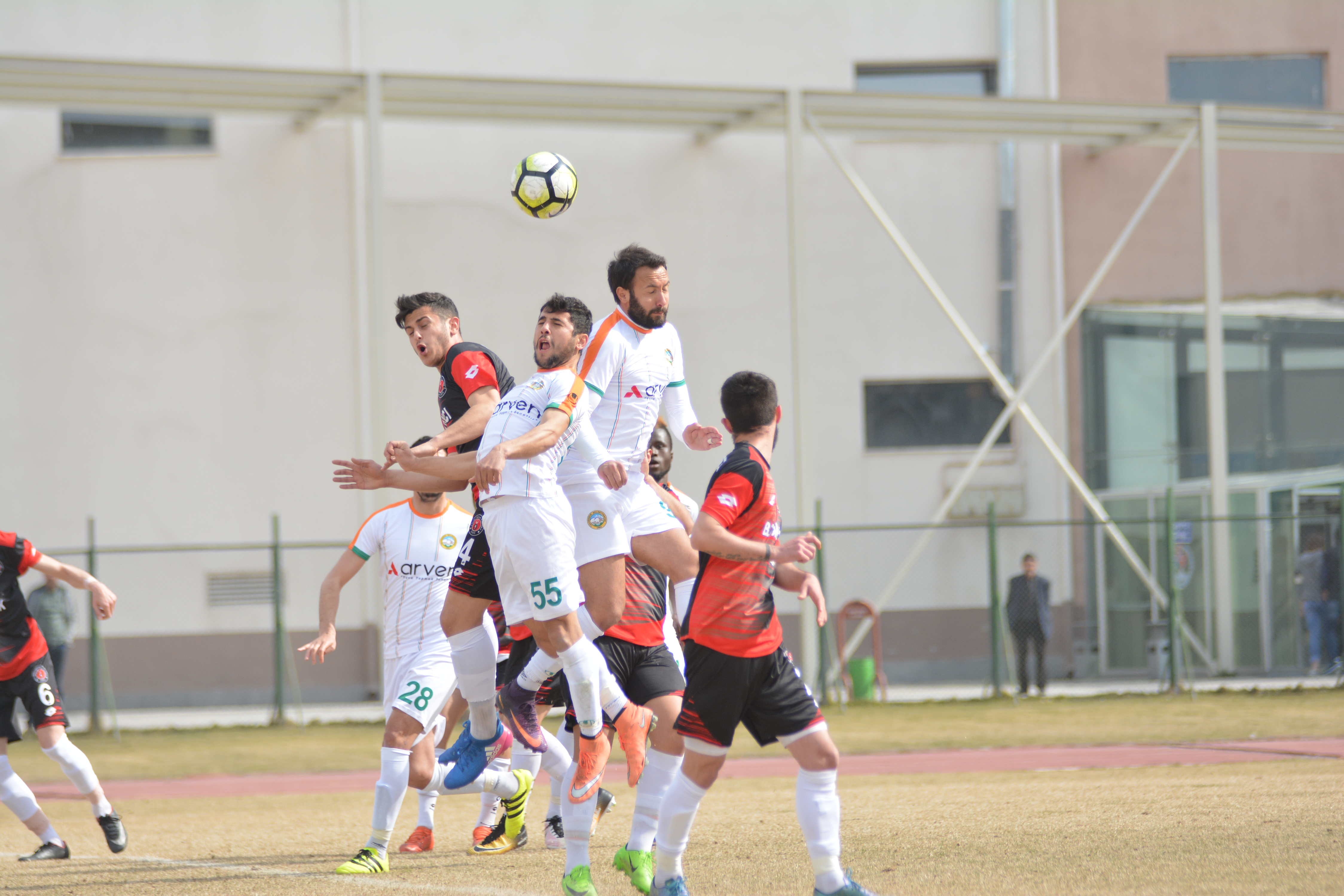 TALASGÜCÜ KAZANMAYA DEVAM ETTİ: 6-1