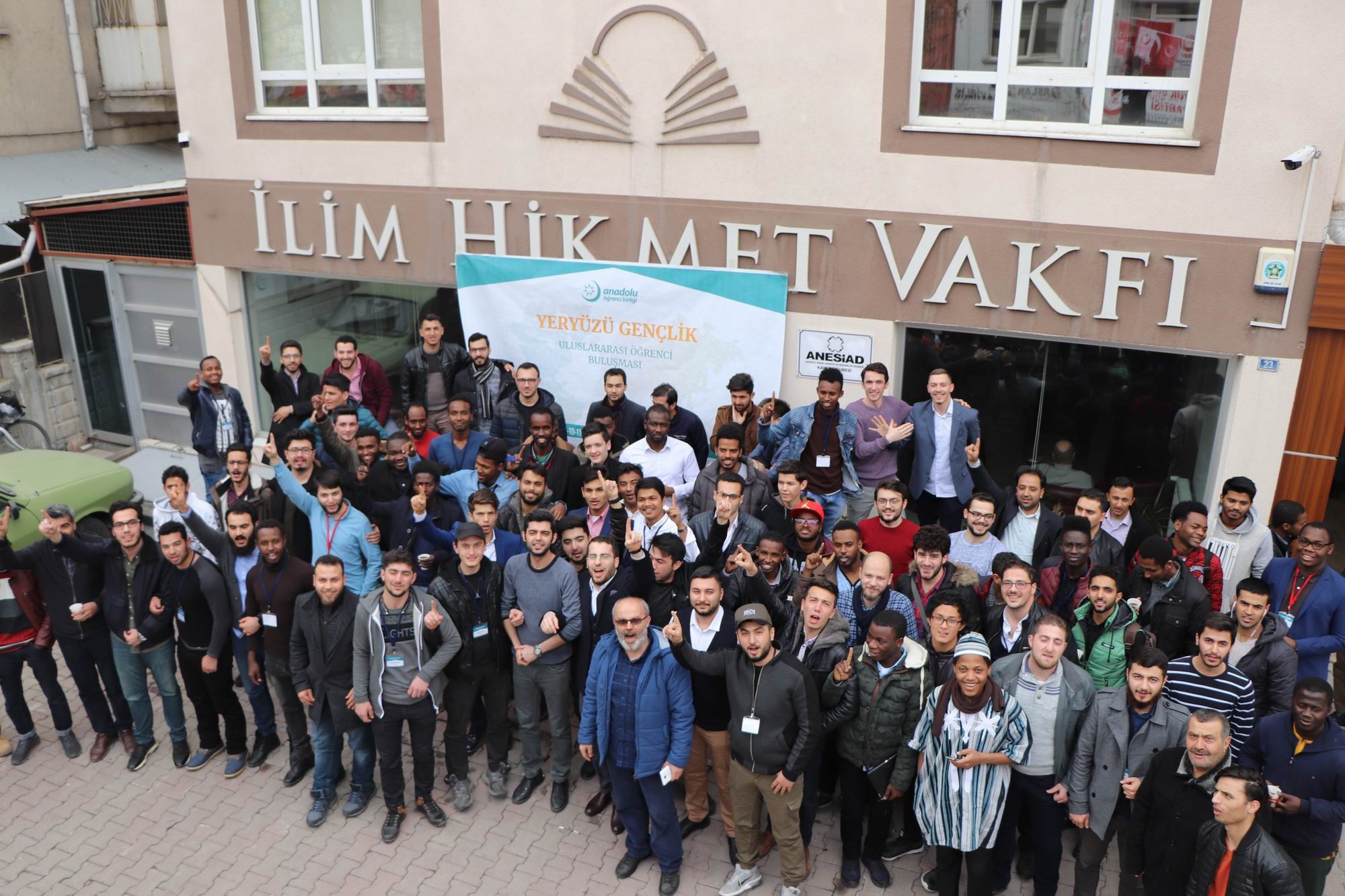 İlim Hikmet Vakfı 22 farklı ülkeden 100 yabancı öğrenciyi ağırladı