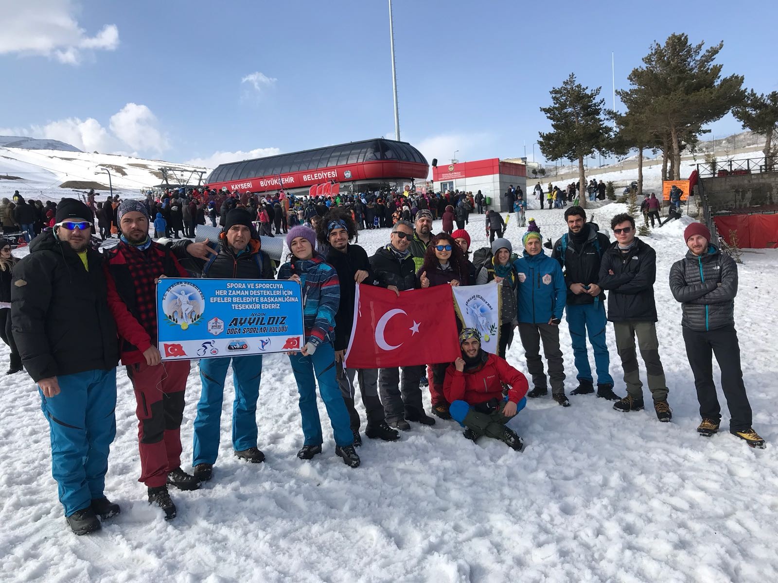 Efeler Belediyesi Erciyesi’nin zirvesine çıktı