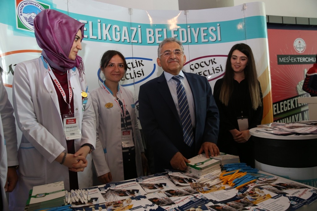 Başkan Büyükkılıç: “Üniversiteler Şehrin Lokomotifidir”