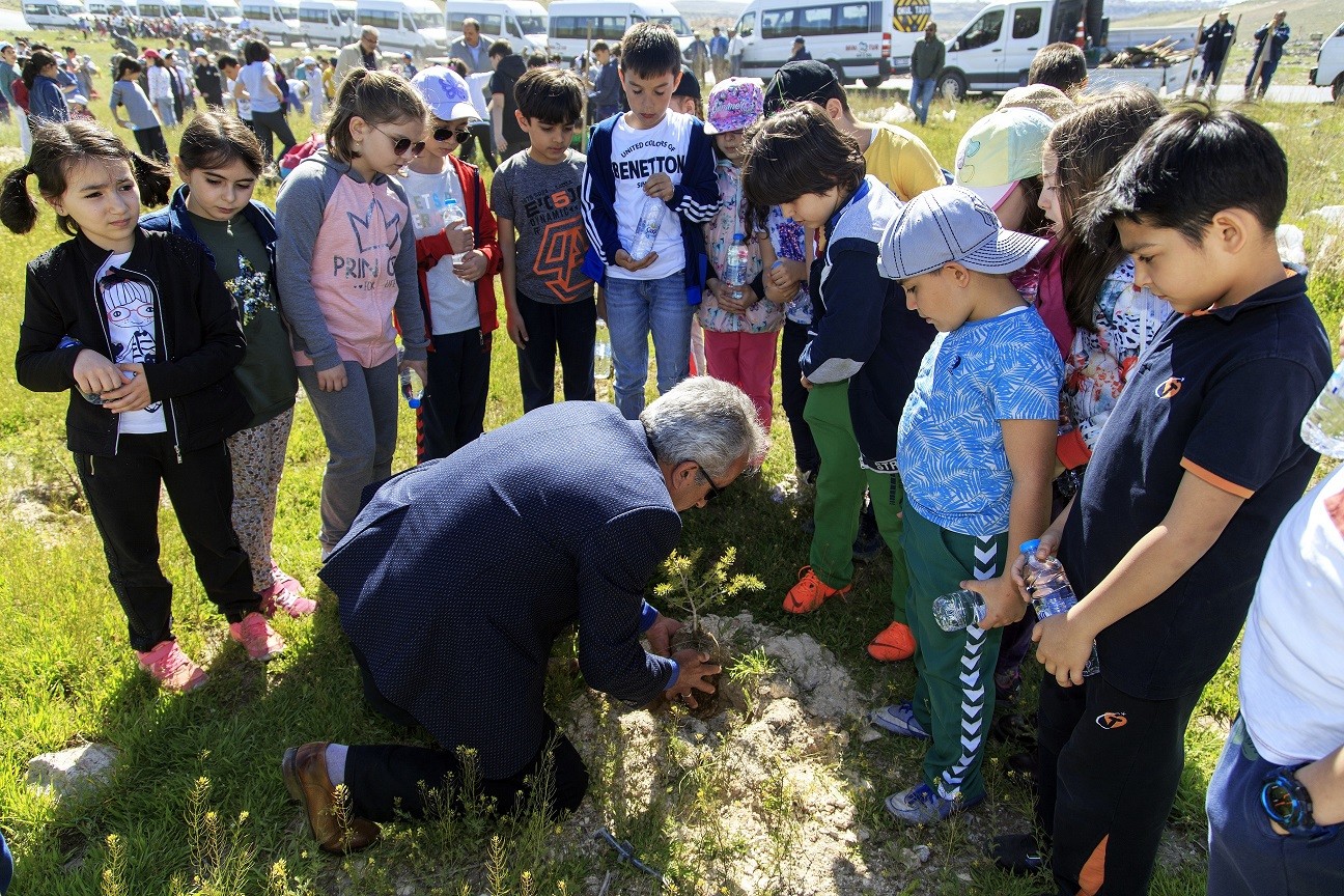 Kocasinan Parkında ağaçlandırma etkinliği