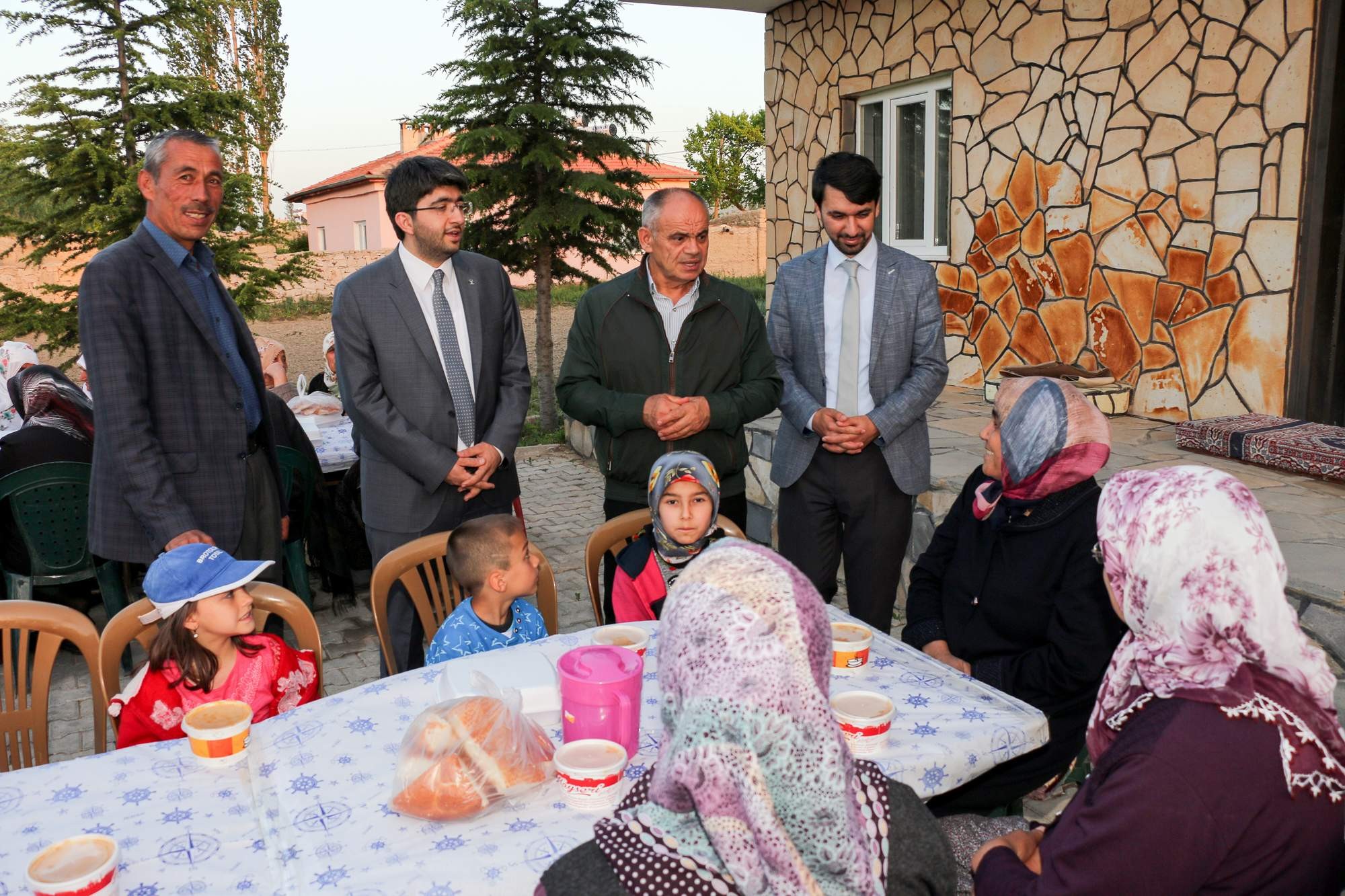 Yahyalı halkı kardeşlik sofrasında buluşuyor