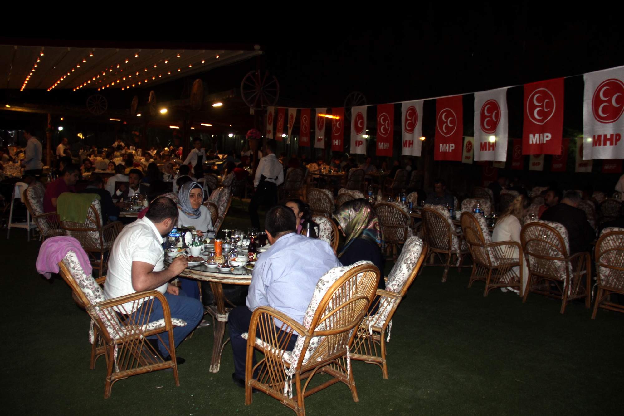 MHP Kayseri il teşkilatı basın mensupları ile iftarda bir araya geldi