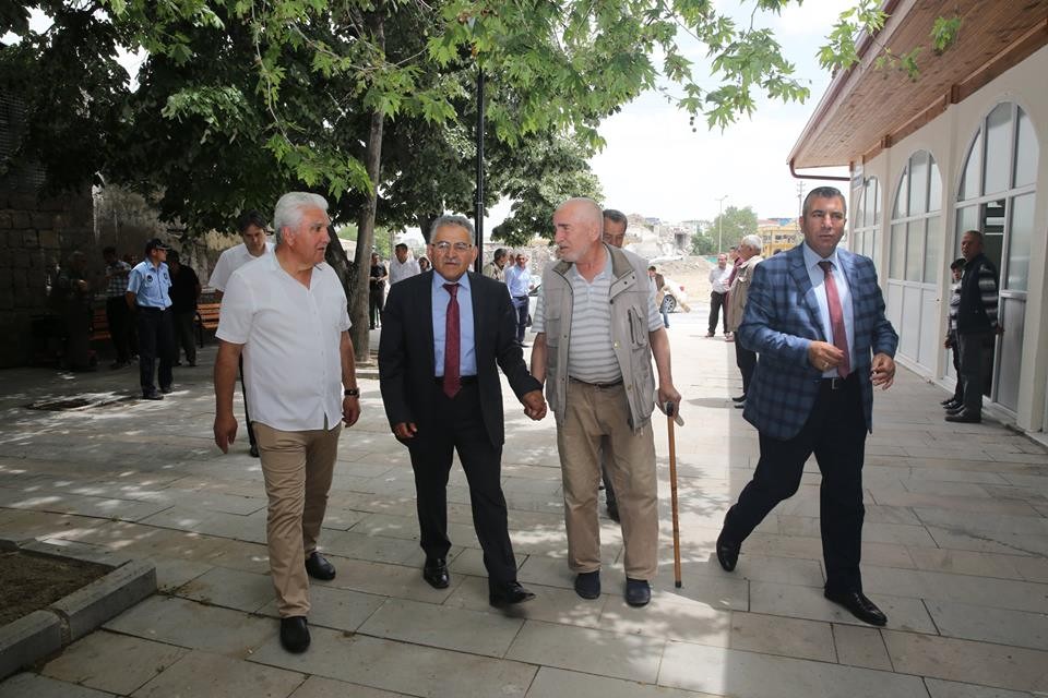 Caferbey Camisi Melikgazi Belediyesince onarıldı ve bakımı yapıldı