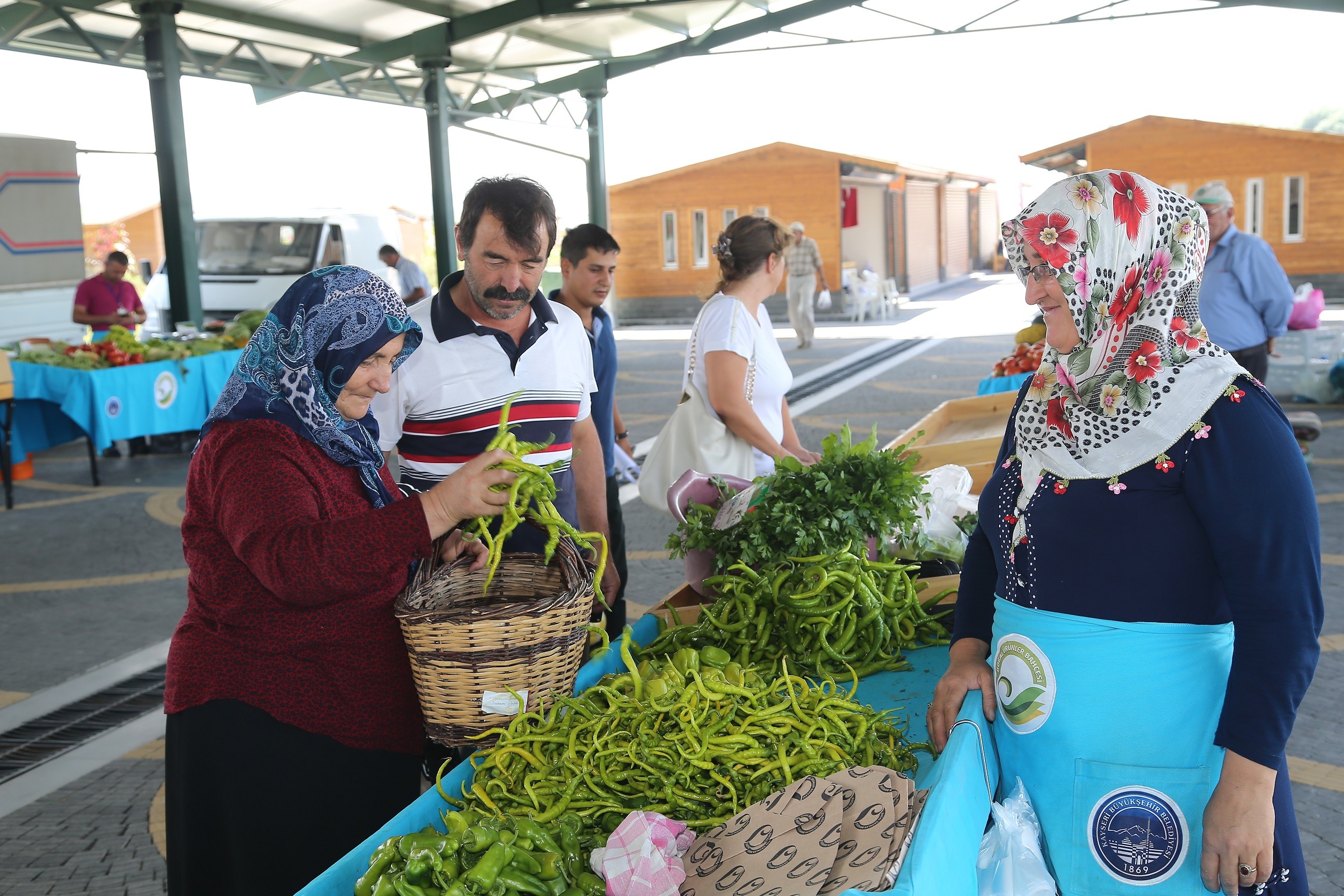 Doğal ürünler bahçesi sezonu açıyor