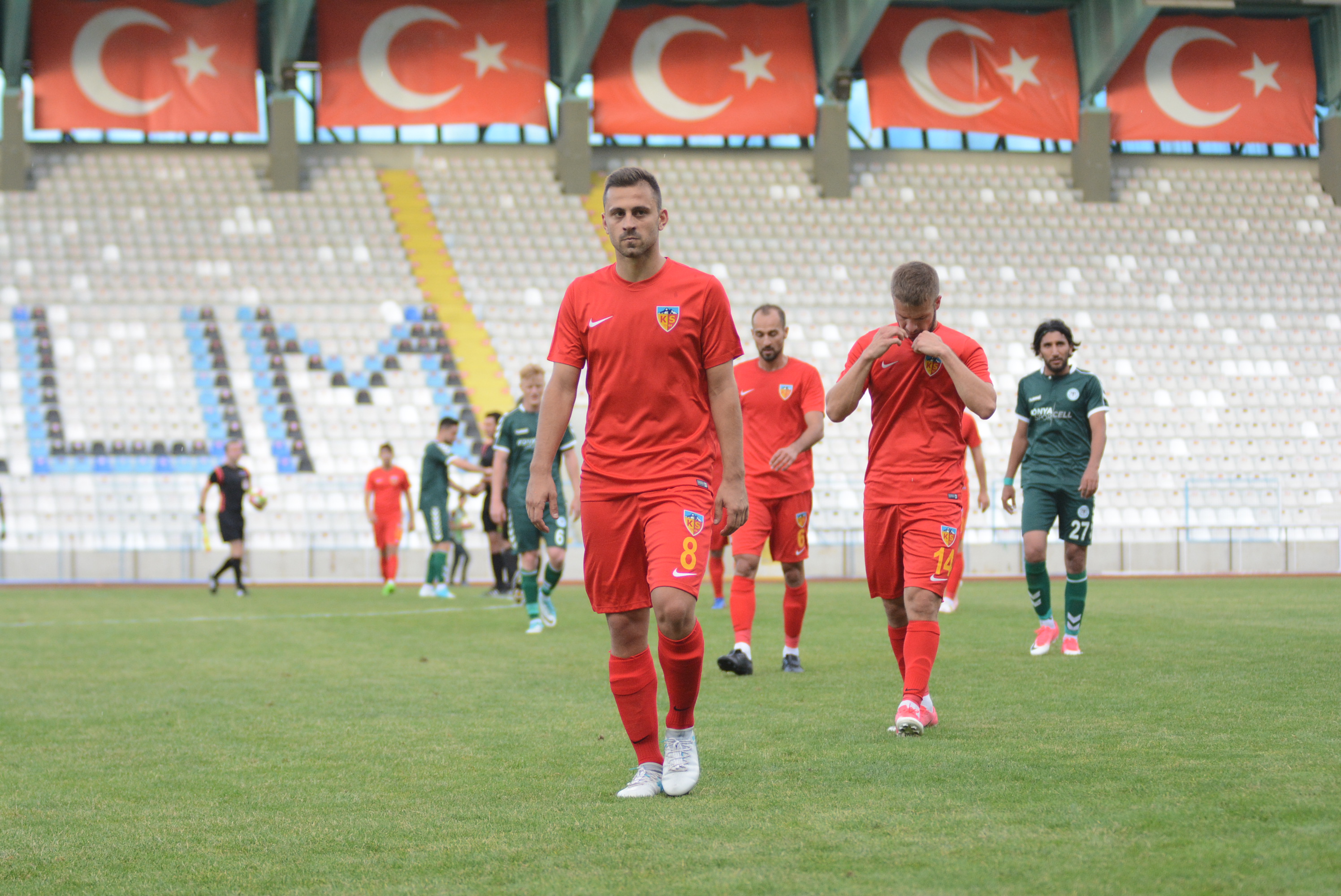 STOJİLJKOVİÇ VE MELEG KIZILYILDIZ’IN GÜNDEMİNDE