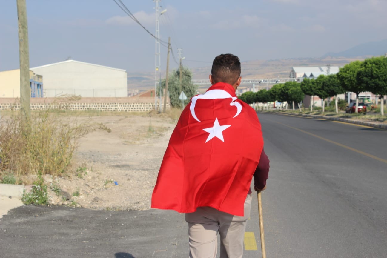 15 Temmuz Demokrasi ve Milli Birlik Günü’nde 47 Kilometre Yürüdü