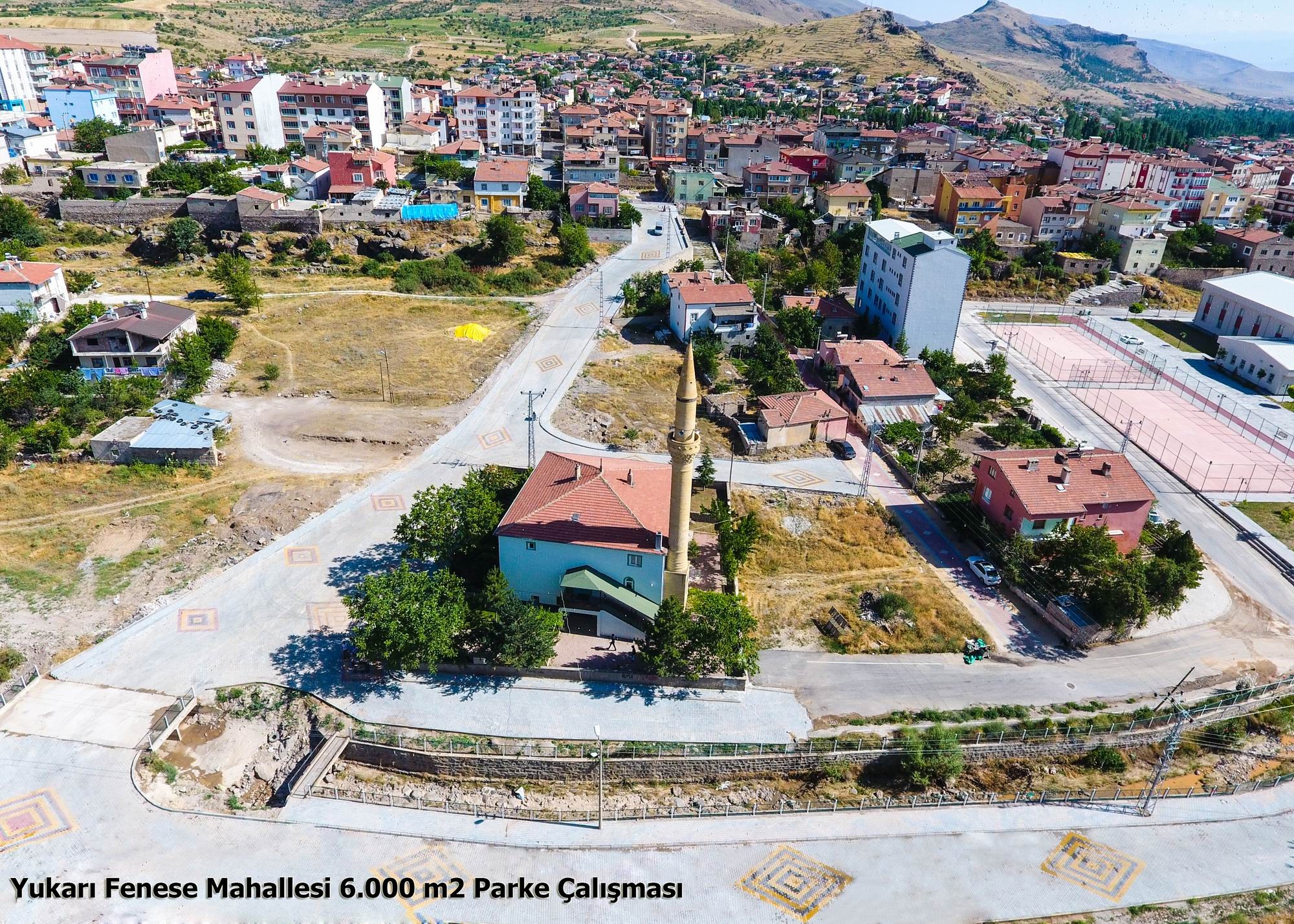 Develi Fenese Mahallesinde parke çalışmaları tamamlandı