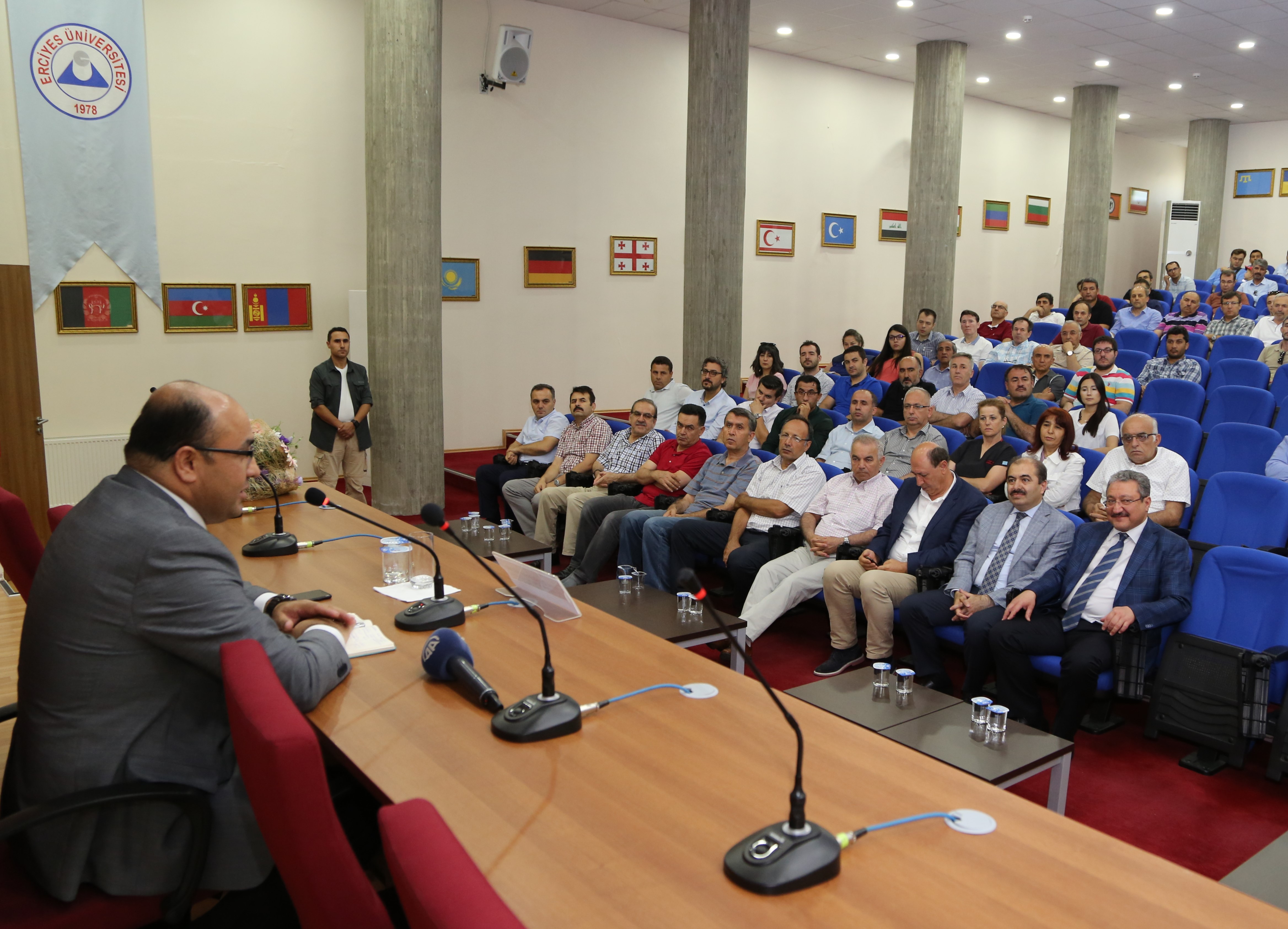 ERÜ’de “15 Temmuz Darbe Girişimi ve Demokrasi Mücadelesi” Konulu Konferans Düzenlendi