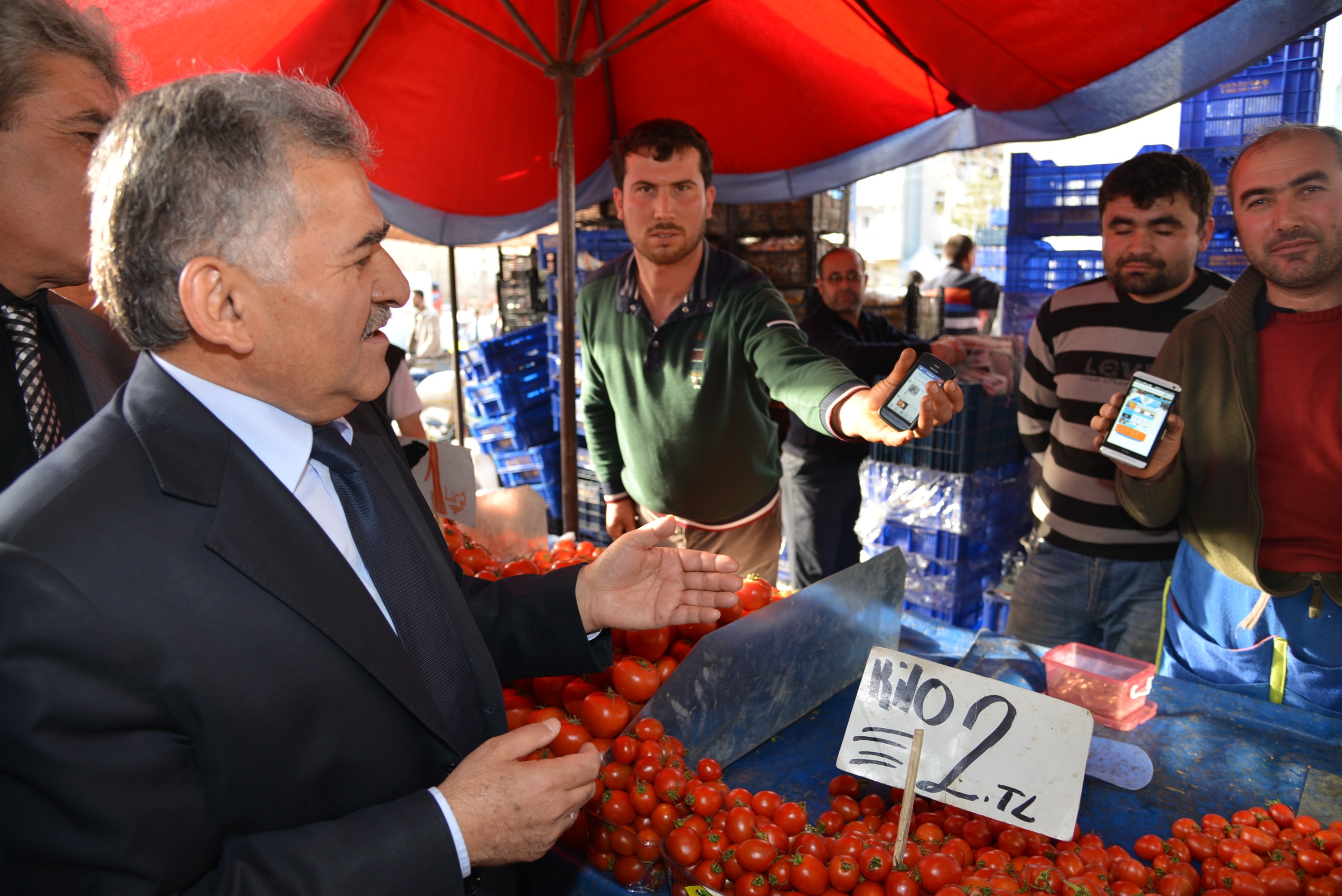 Melikgazi’de 32 tesiste ücretsiz internet hizmeti