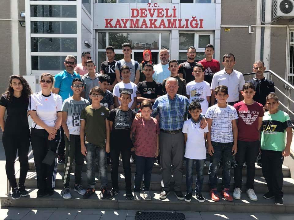 Filistinli Sporcular Develi Kaymakamı Duru’yu Makamında Ziyaret Etti