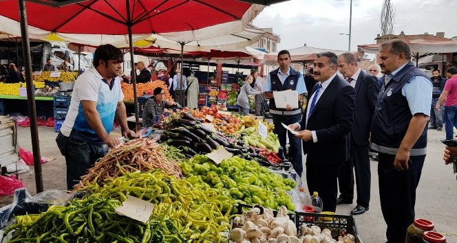 Başkan Cabbar, pazar ve marketlerde denetim yaptı