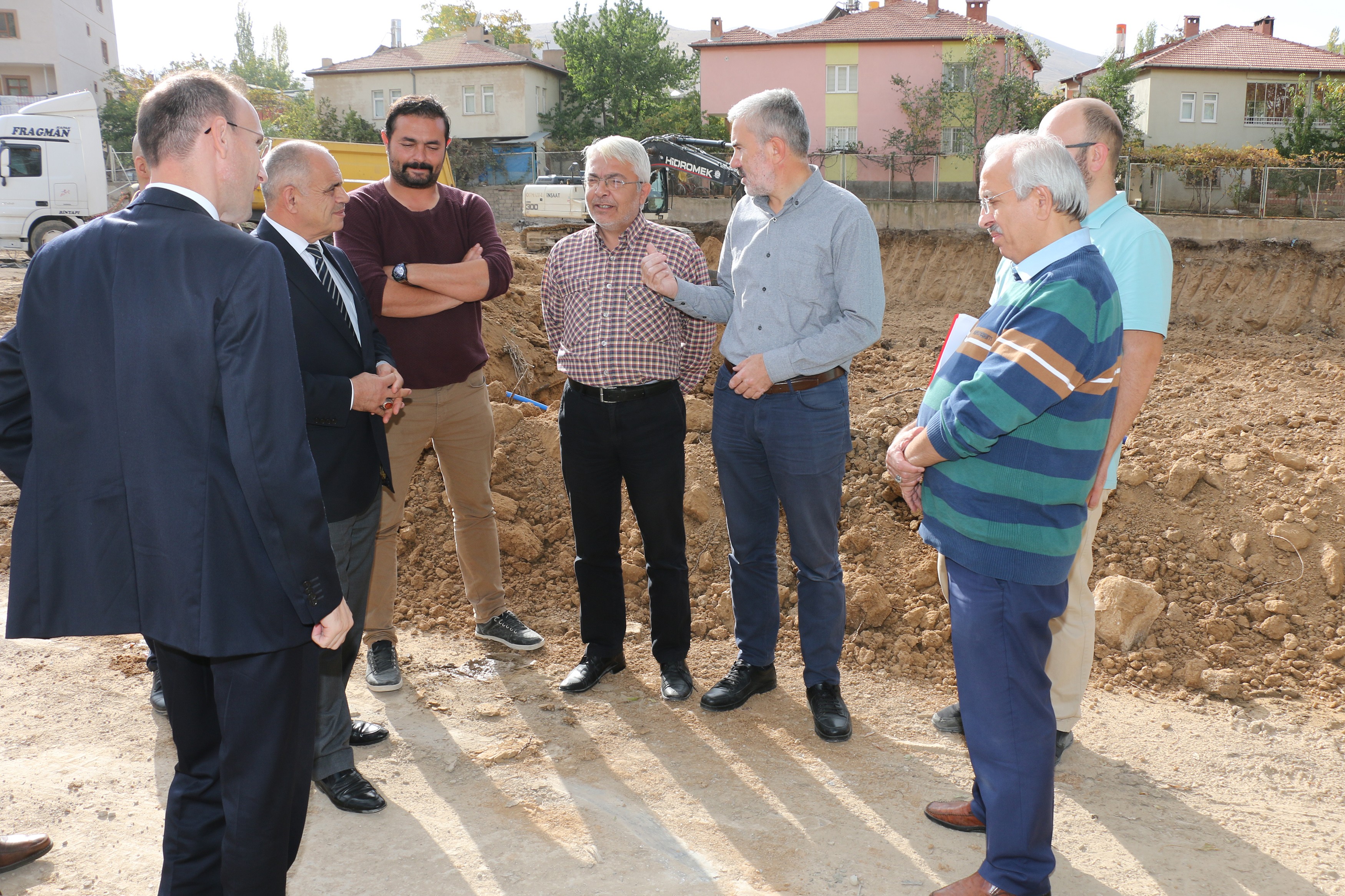 Yahyalı’da yeni hastane yapımı için yer teslimi yapıldı