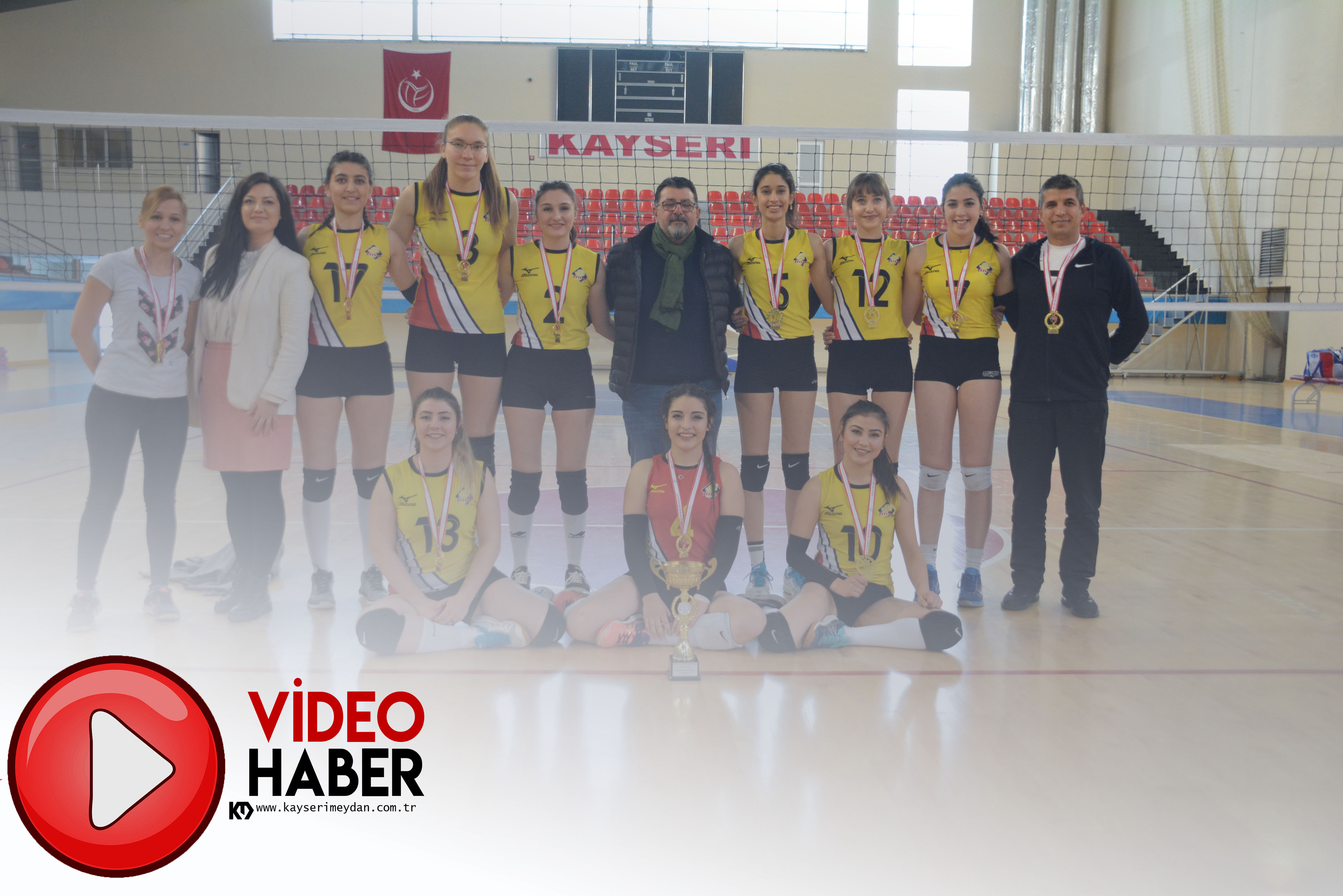 LİSELERARASI KIZ VOLEYBOL MÜSABAKALARI BİTTİ