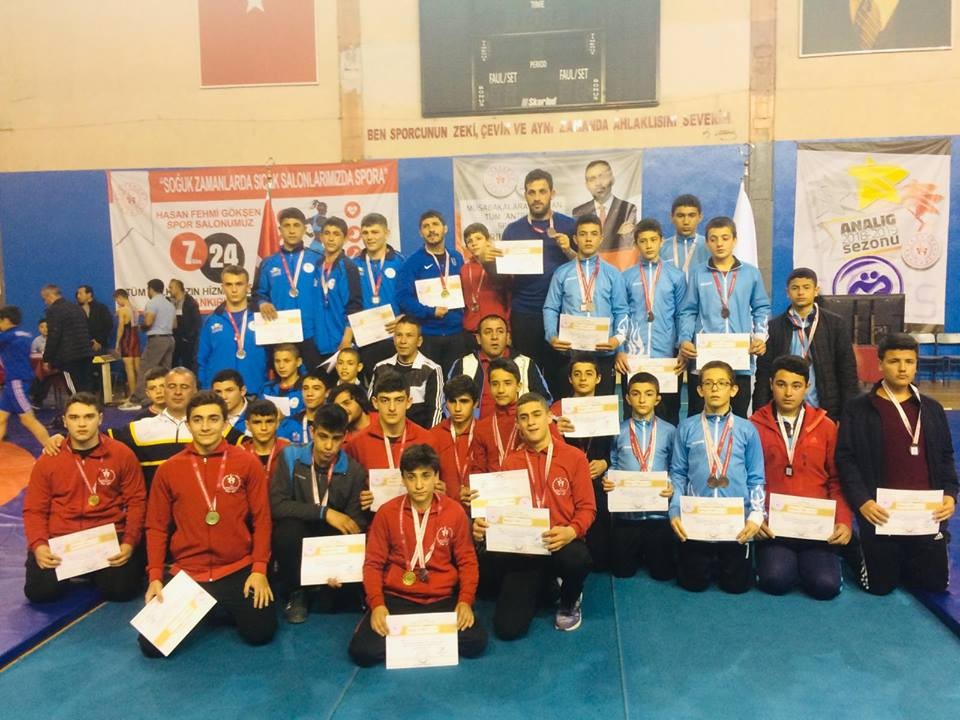 Kayseri Analig Güreş takımı Türkiye Finalinde