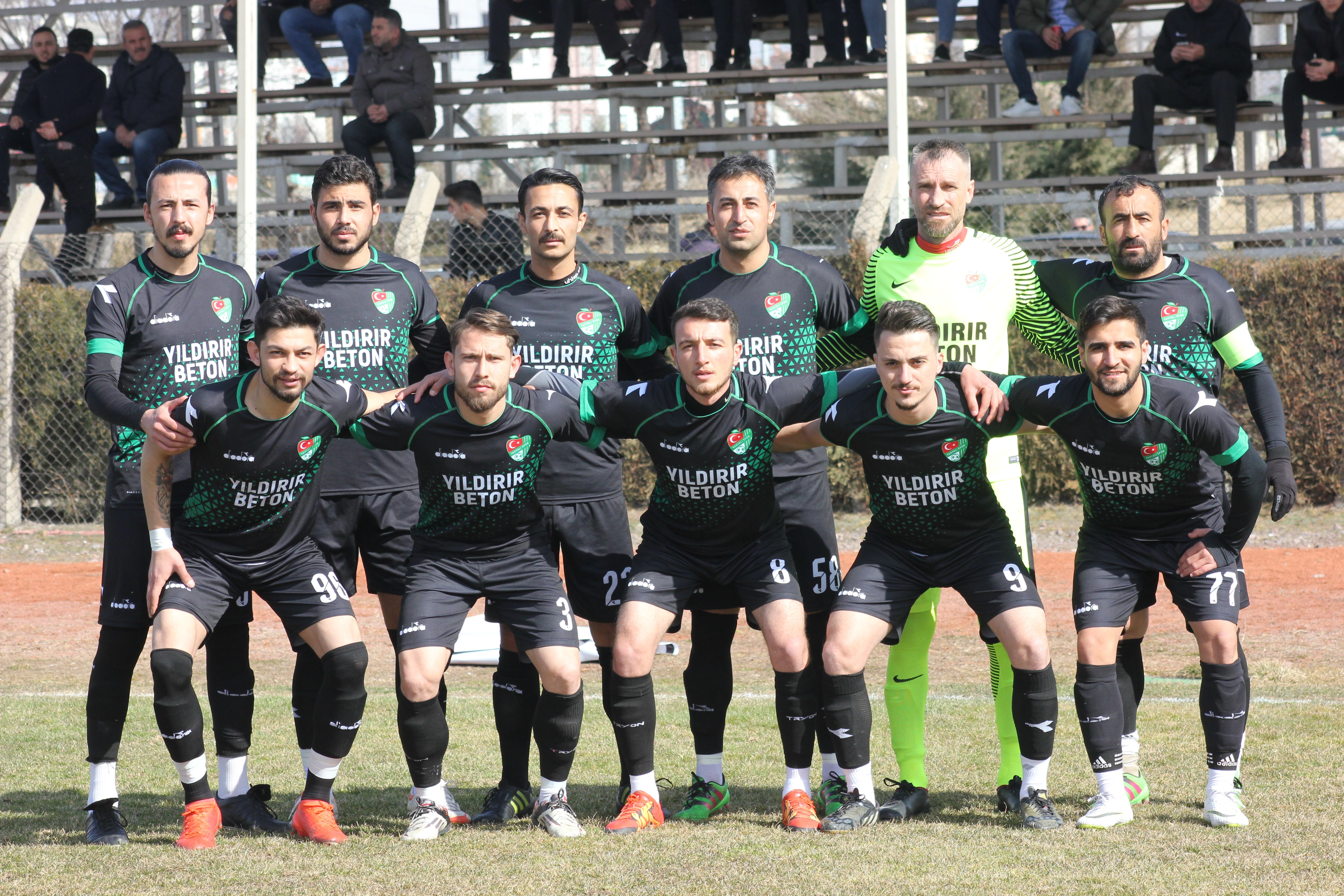 Yahyalıspor şampiyonluğunu ilan etti